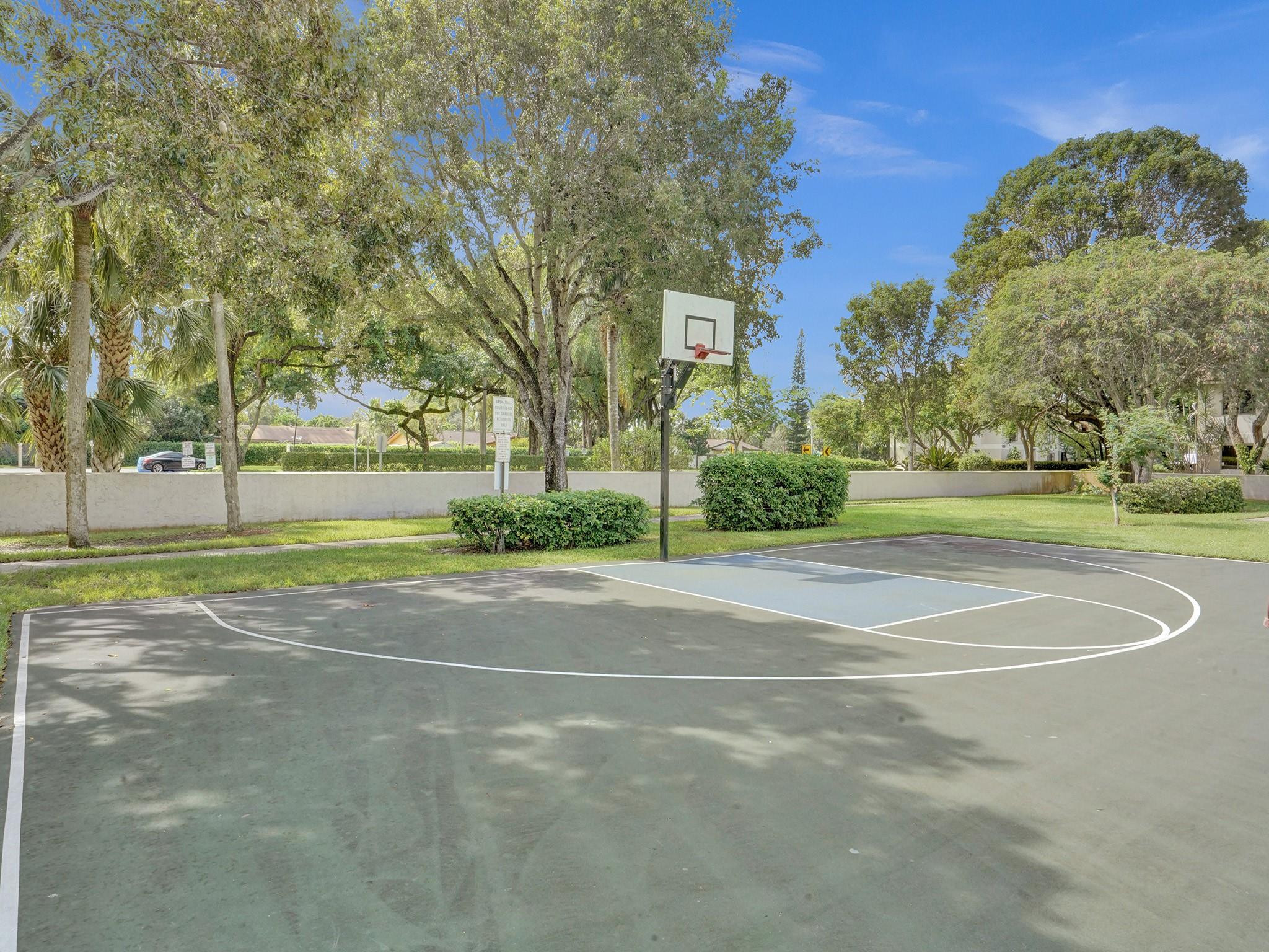 715 Gardens Drive 101