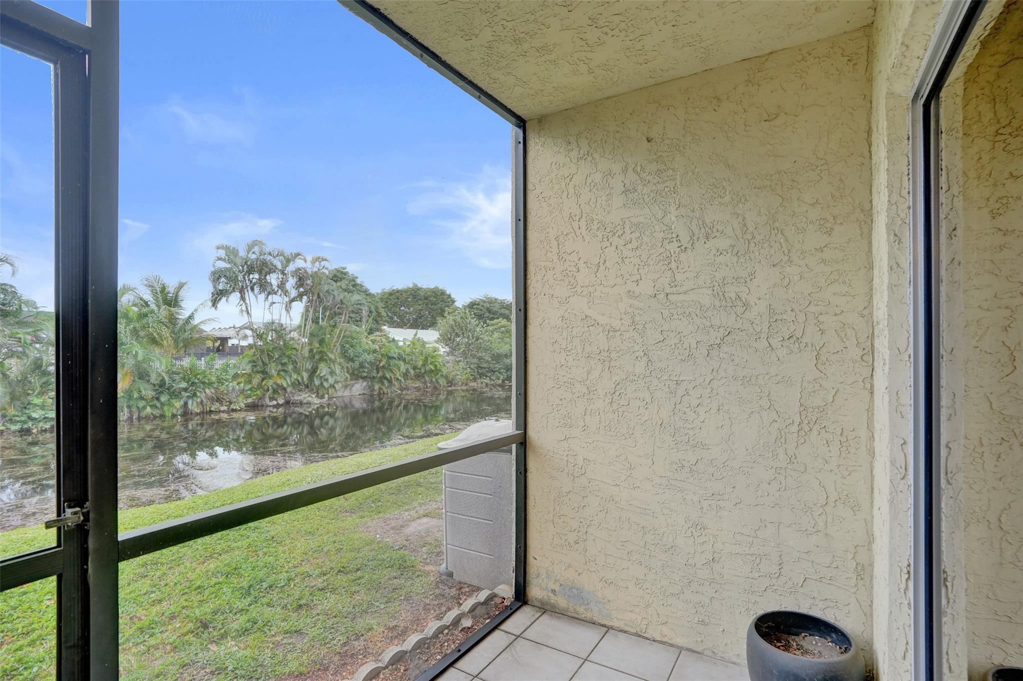 715 Gardens Drive 101