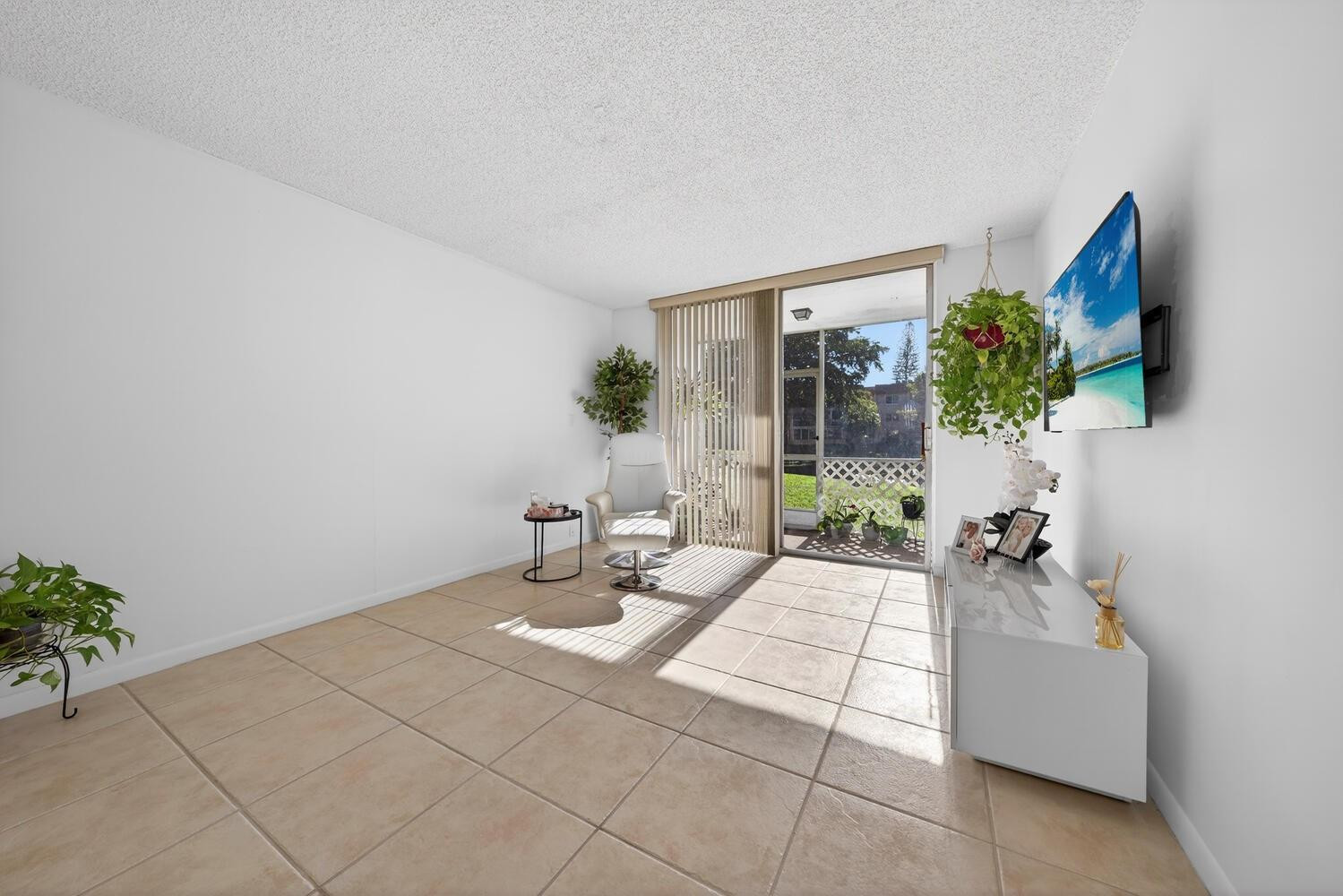 9281 Sunrise Lakes Boulevard Unit: 107
