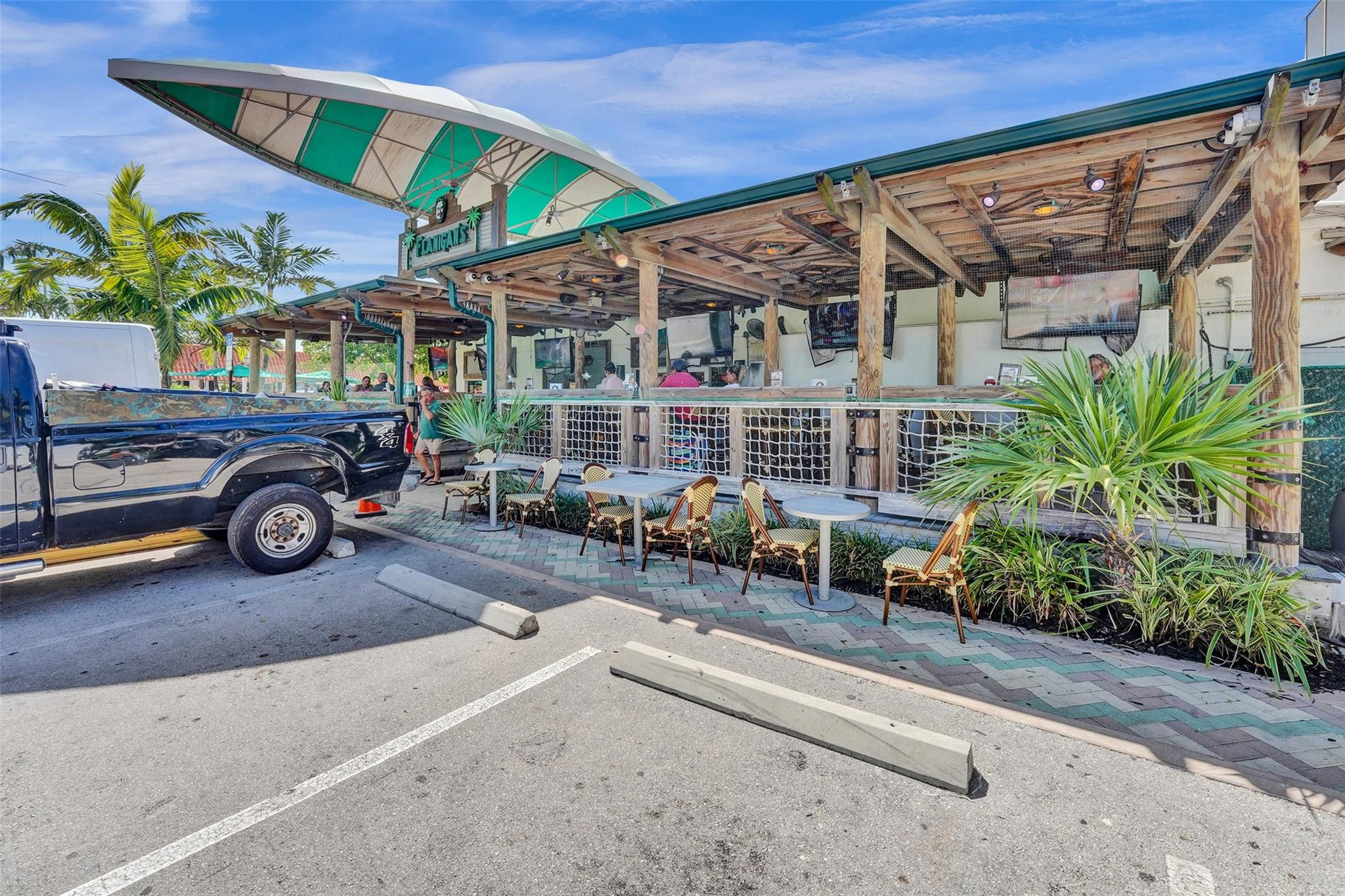 1550 SE 8 Street