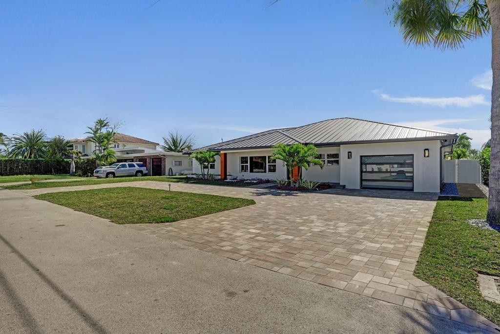 1550 SE 8 Street