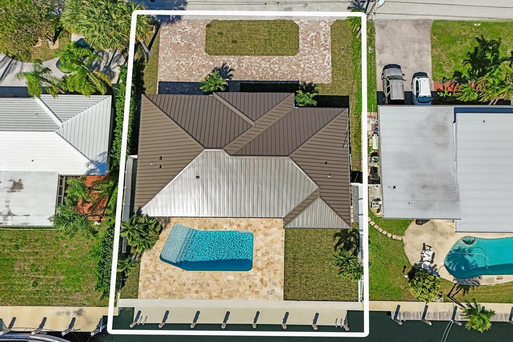 1550 SE 8 Street