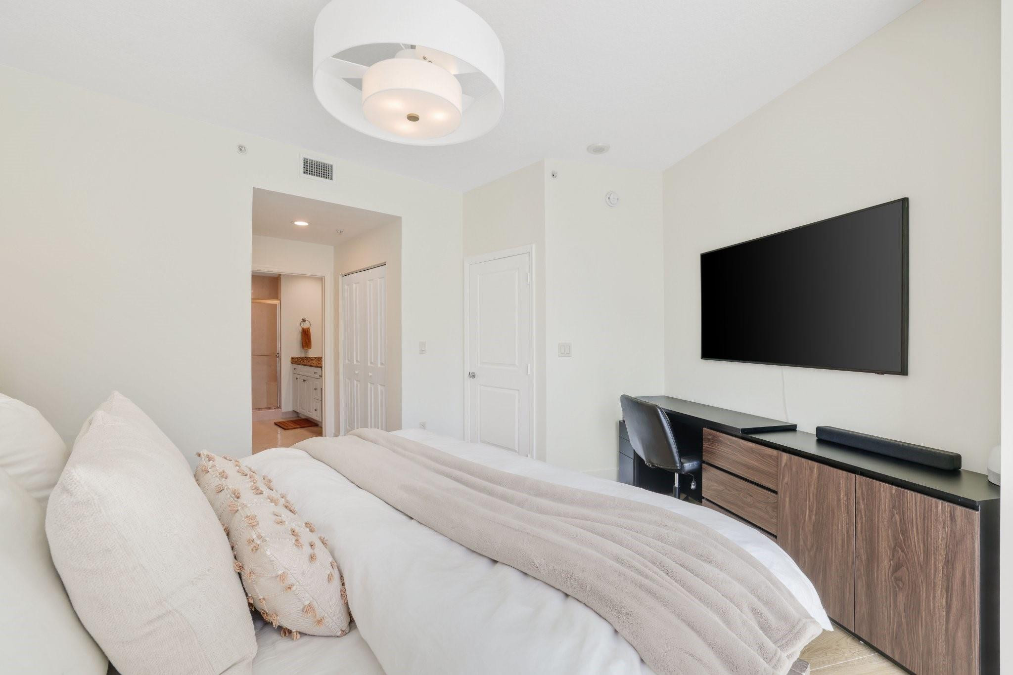 347 N New River Drive 301