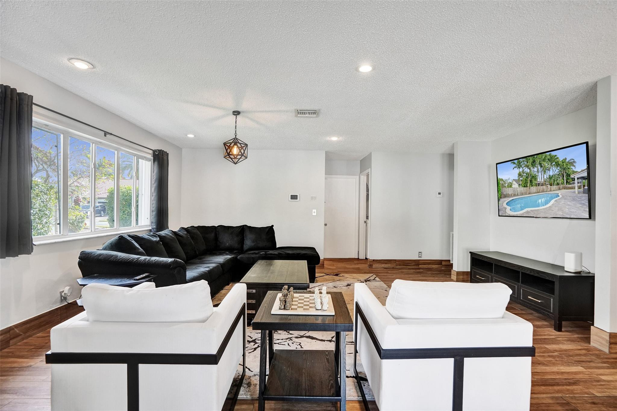 19321 NW 10th Street