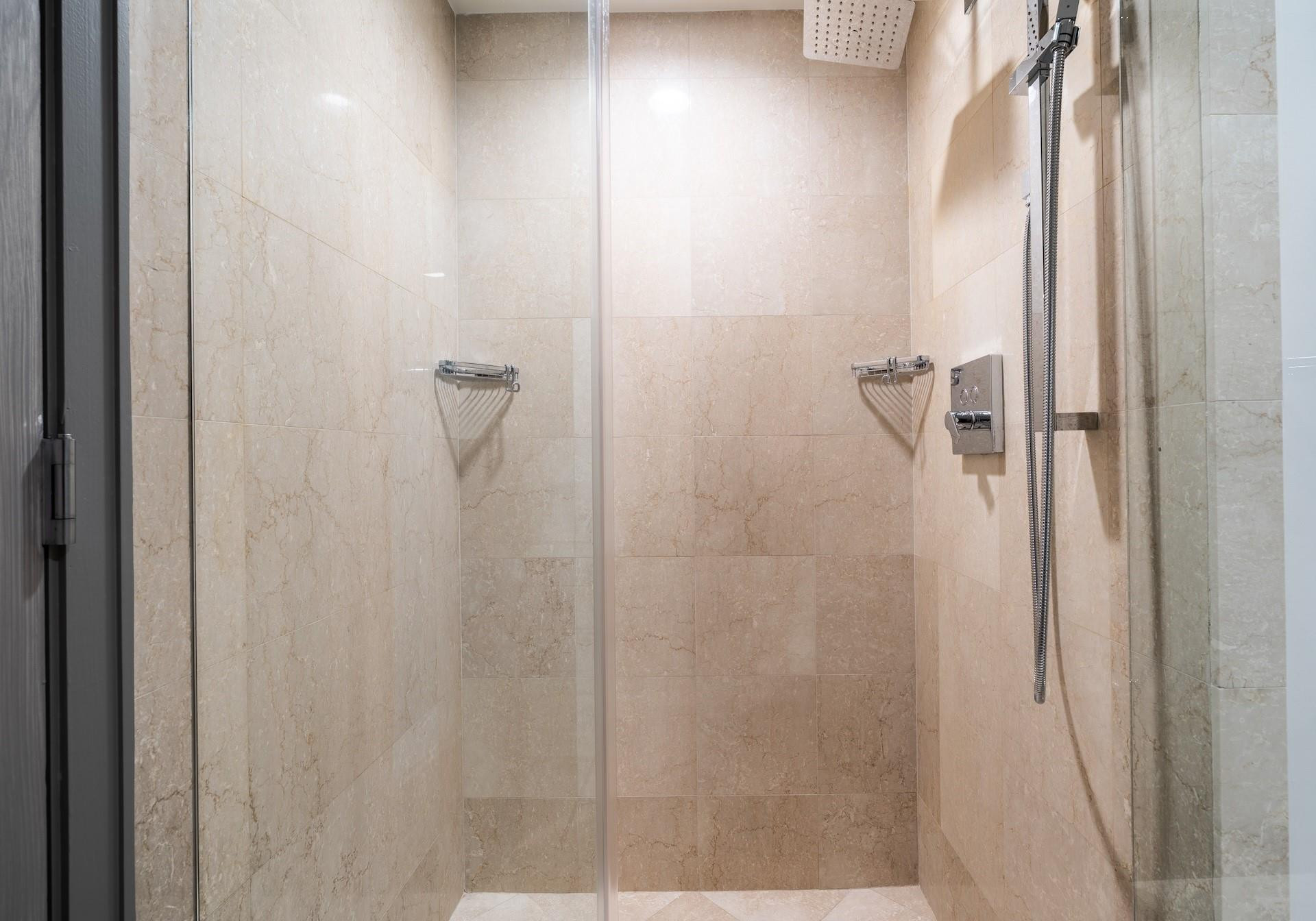 209 N Birch Road 1002
