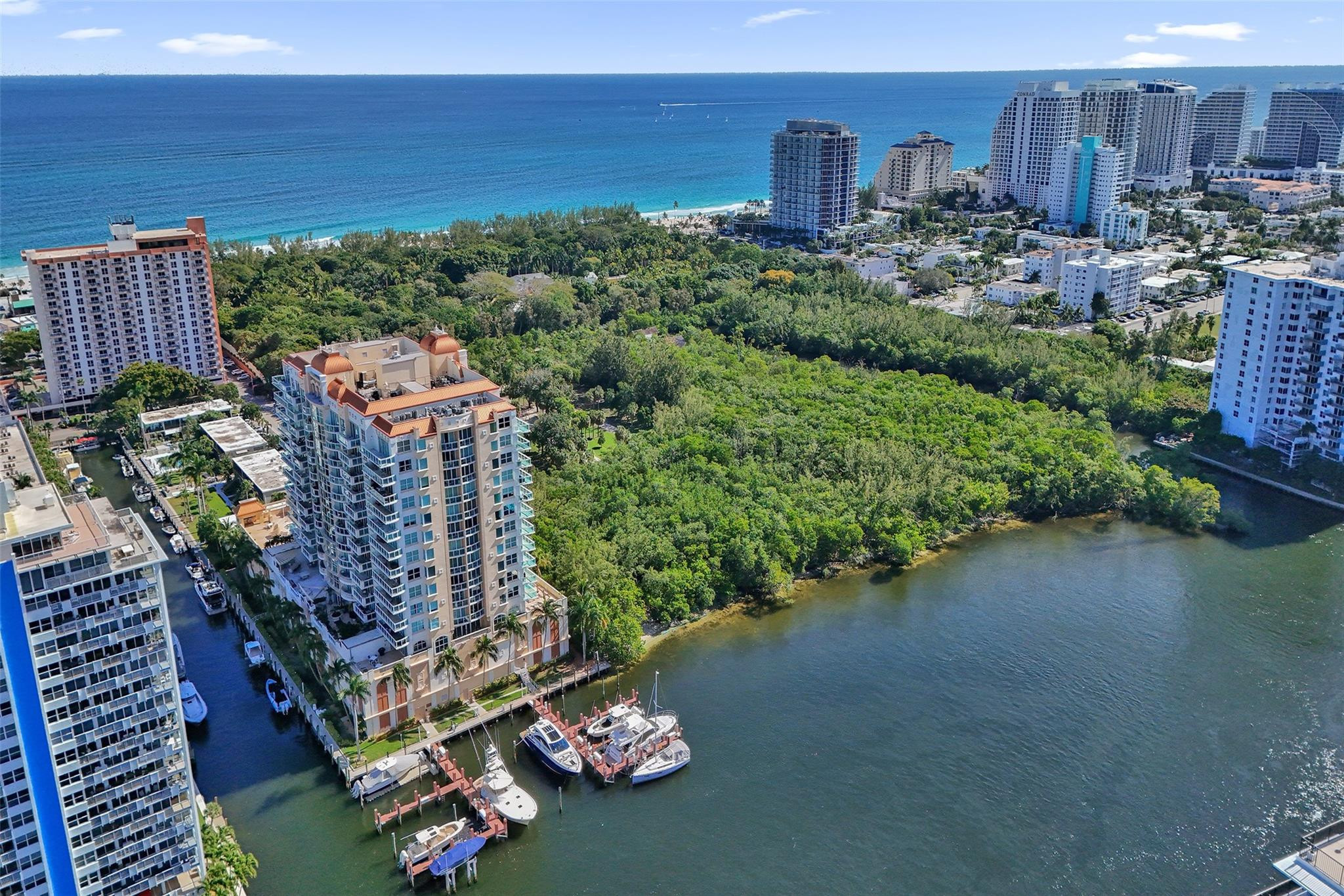 2845 NE 9th Street 601