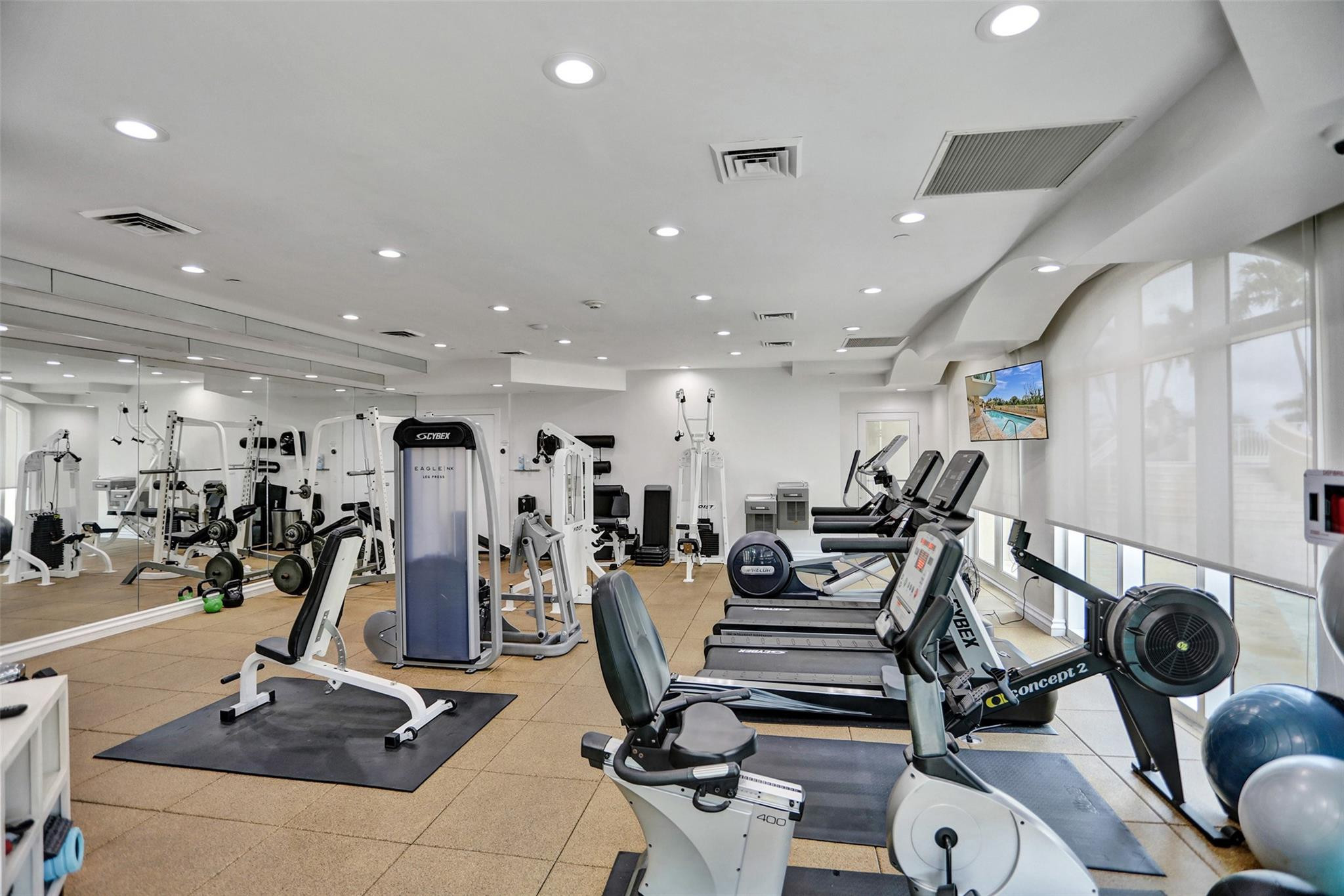 2845 NE 9th Street 601