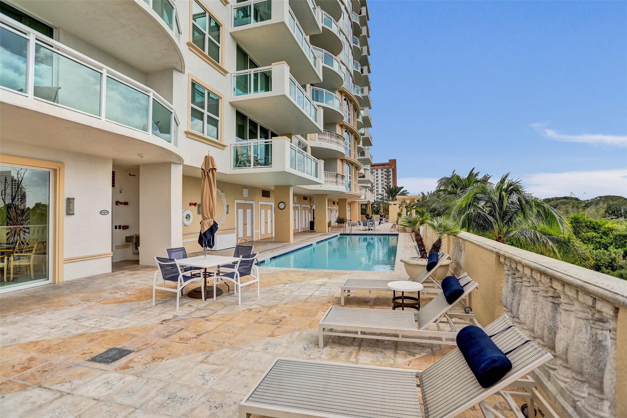 2845 NE 9th Street 601