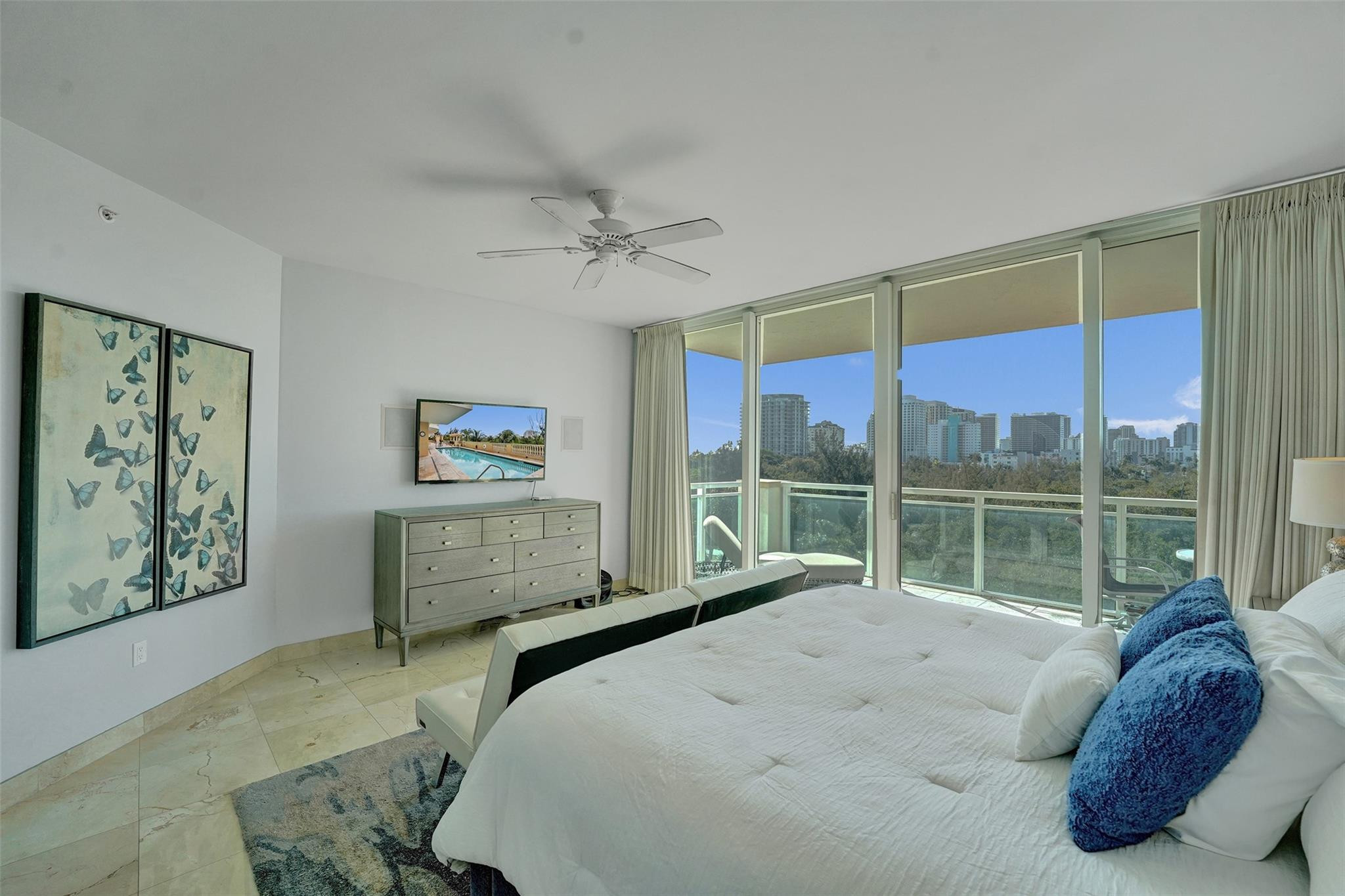 2845 NE 9th Street 601