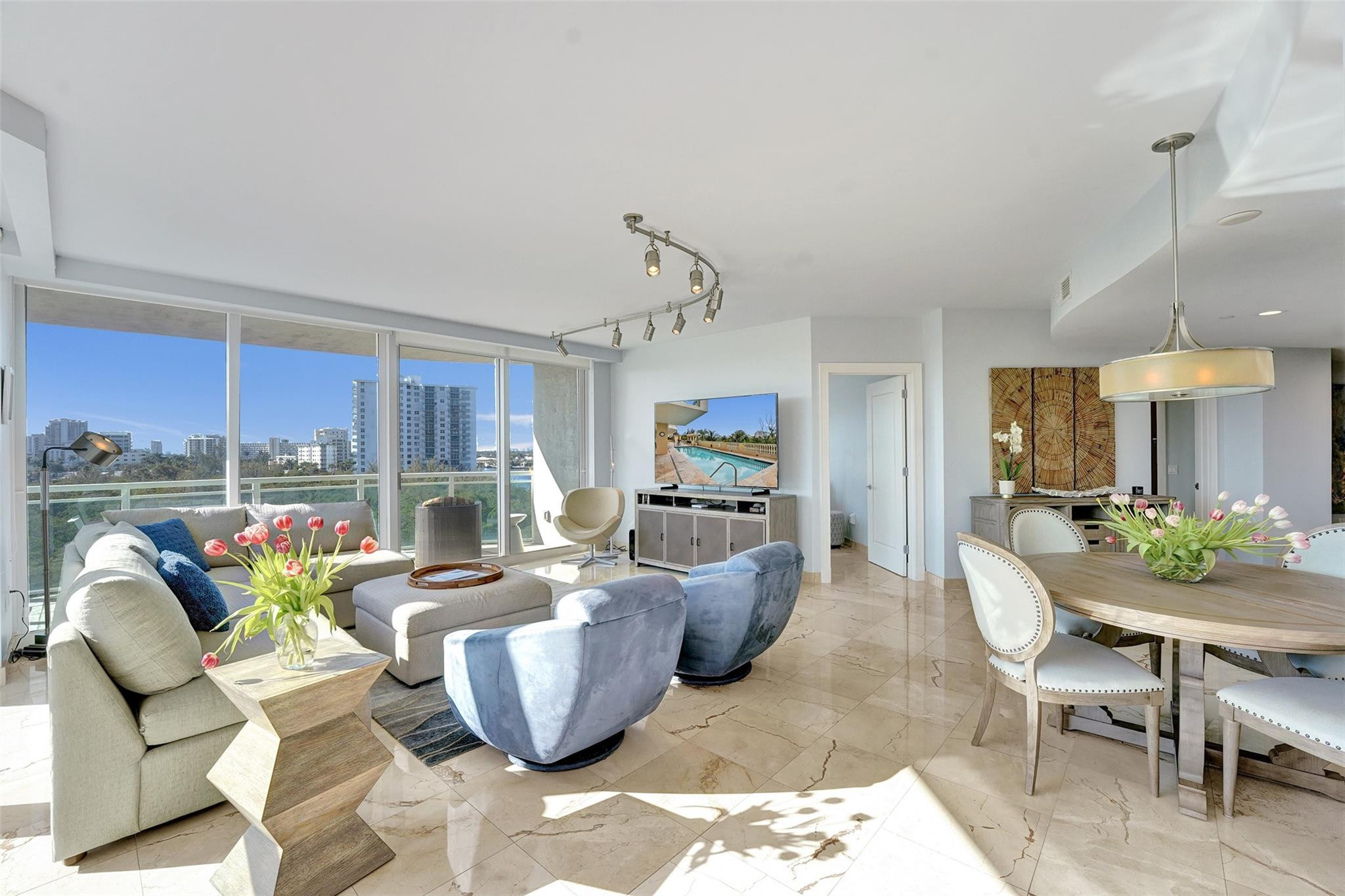 2845 NE 9th Street 601