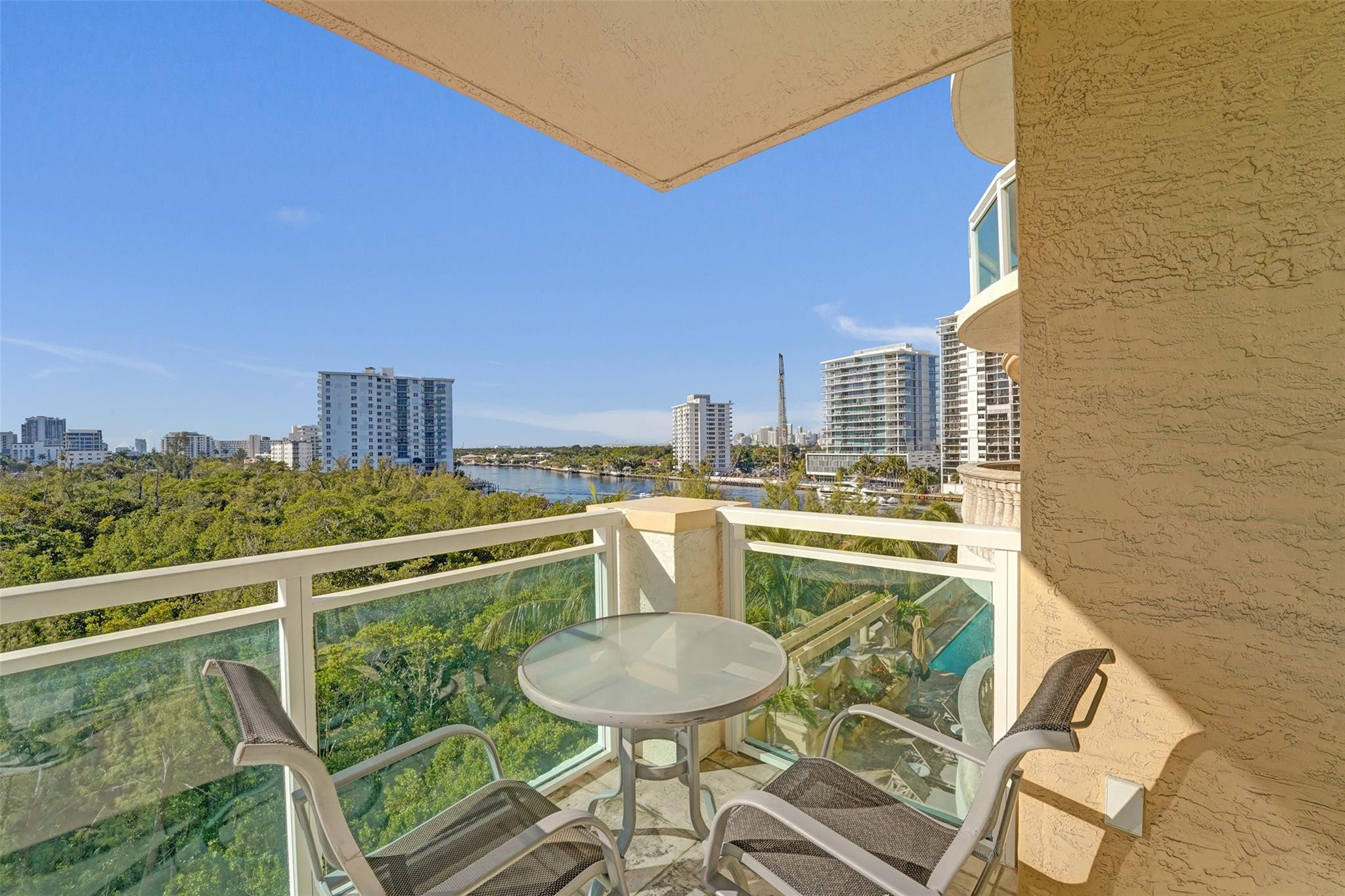 2845 NE 9th Street 601