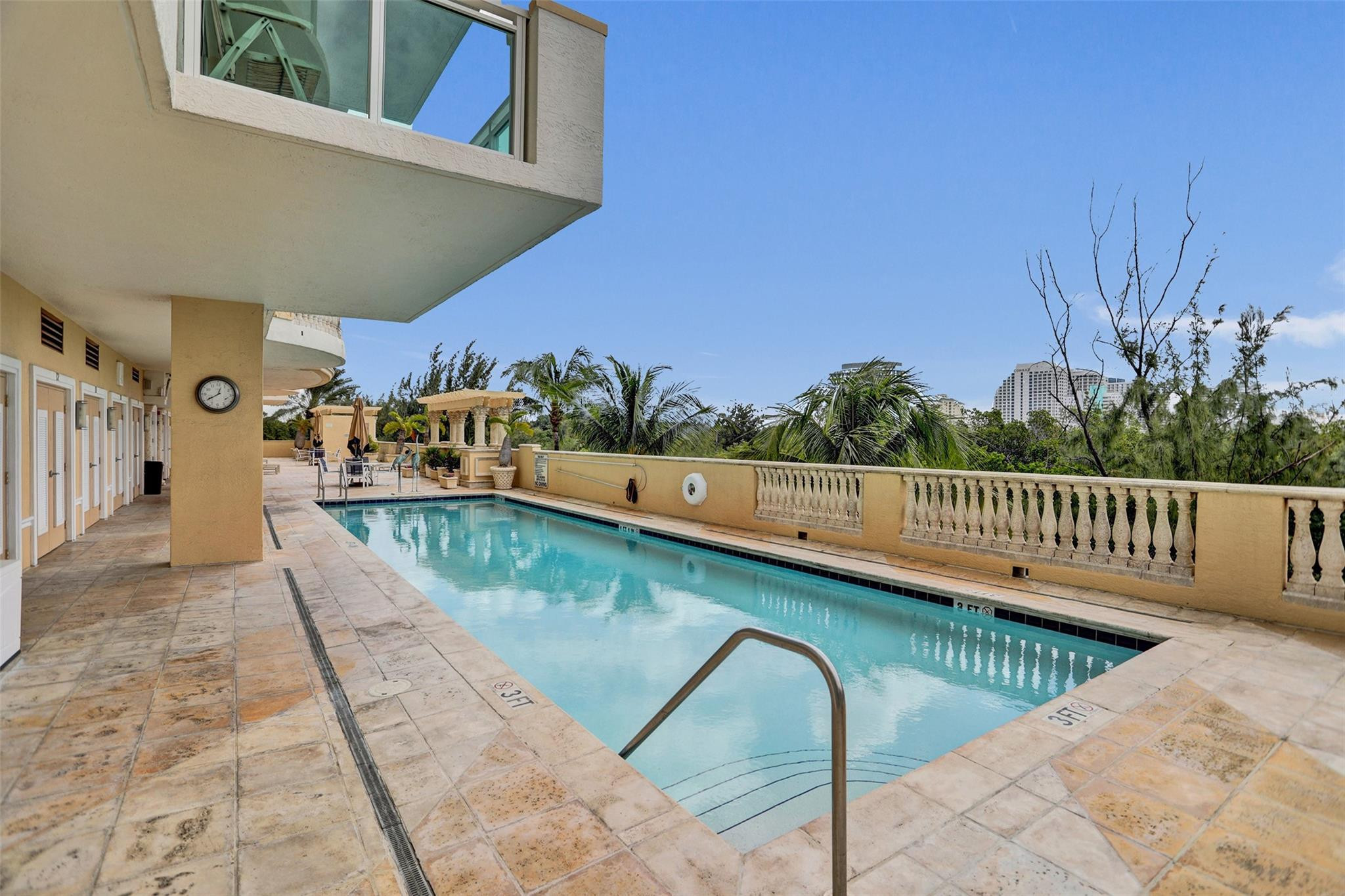 2845 NE 9th Street 601