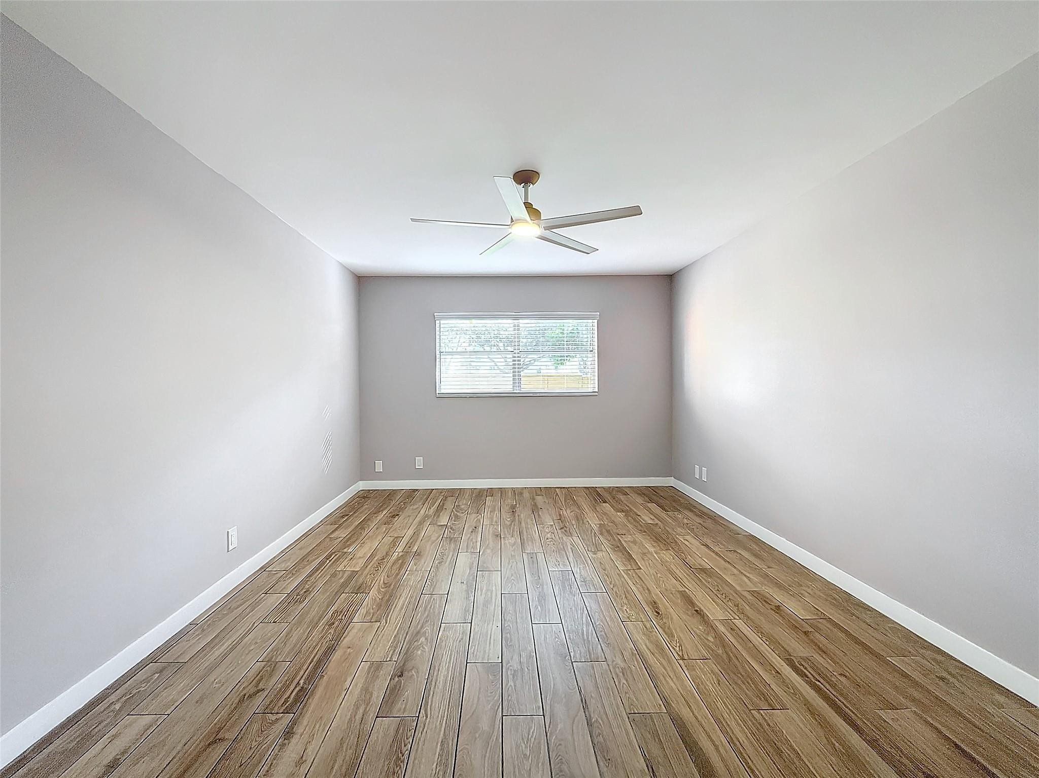 8818 W Mcnab Road 103