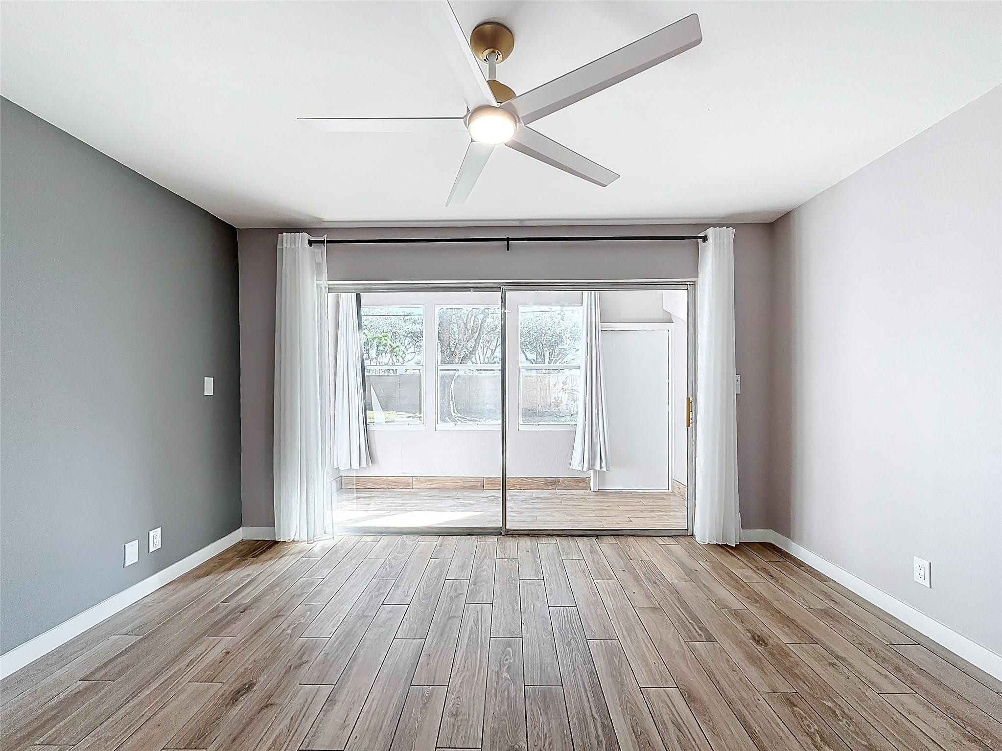 8818 W Mcnab Road 103