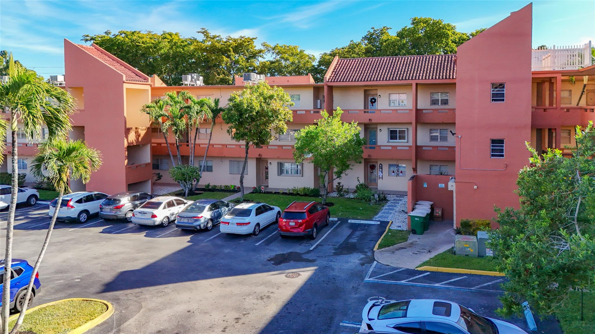 8818 W Mcnab Road 103