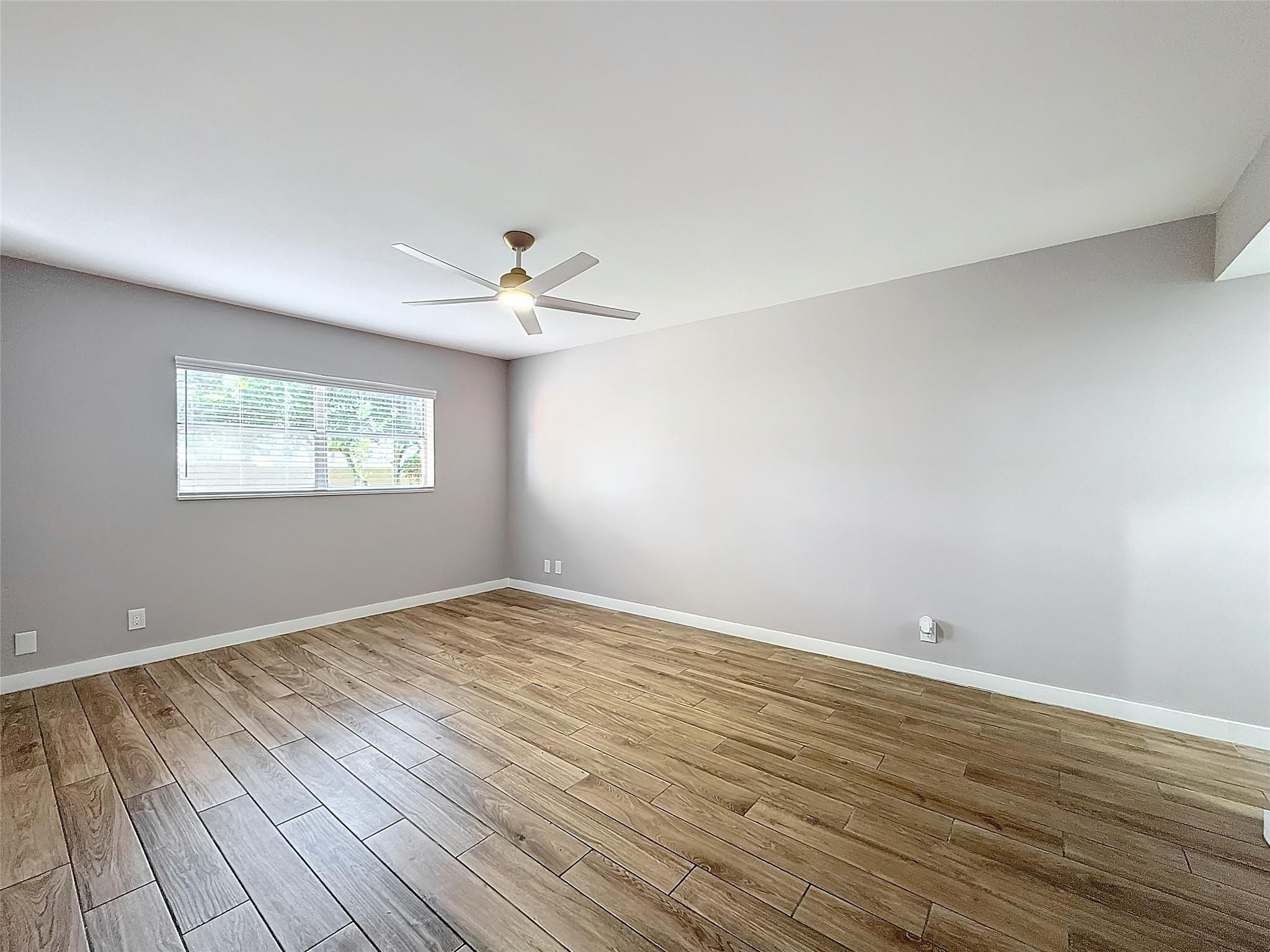 8818 W Mcnab Road 103