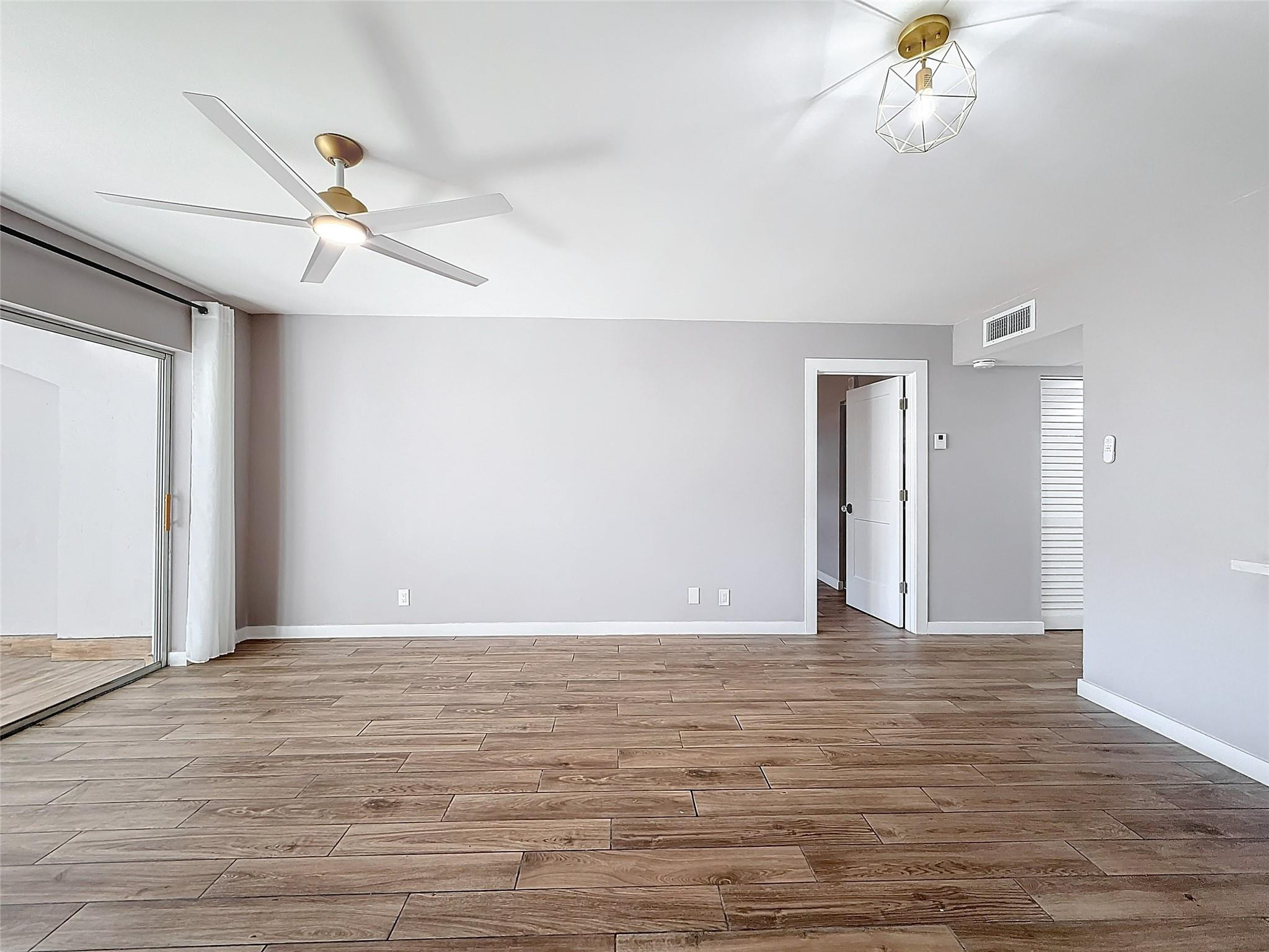 8818 W Mcnab Road 103