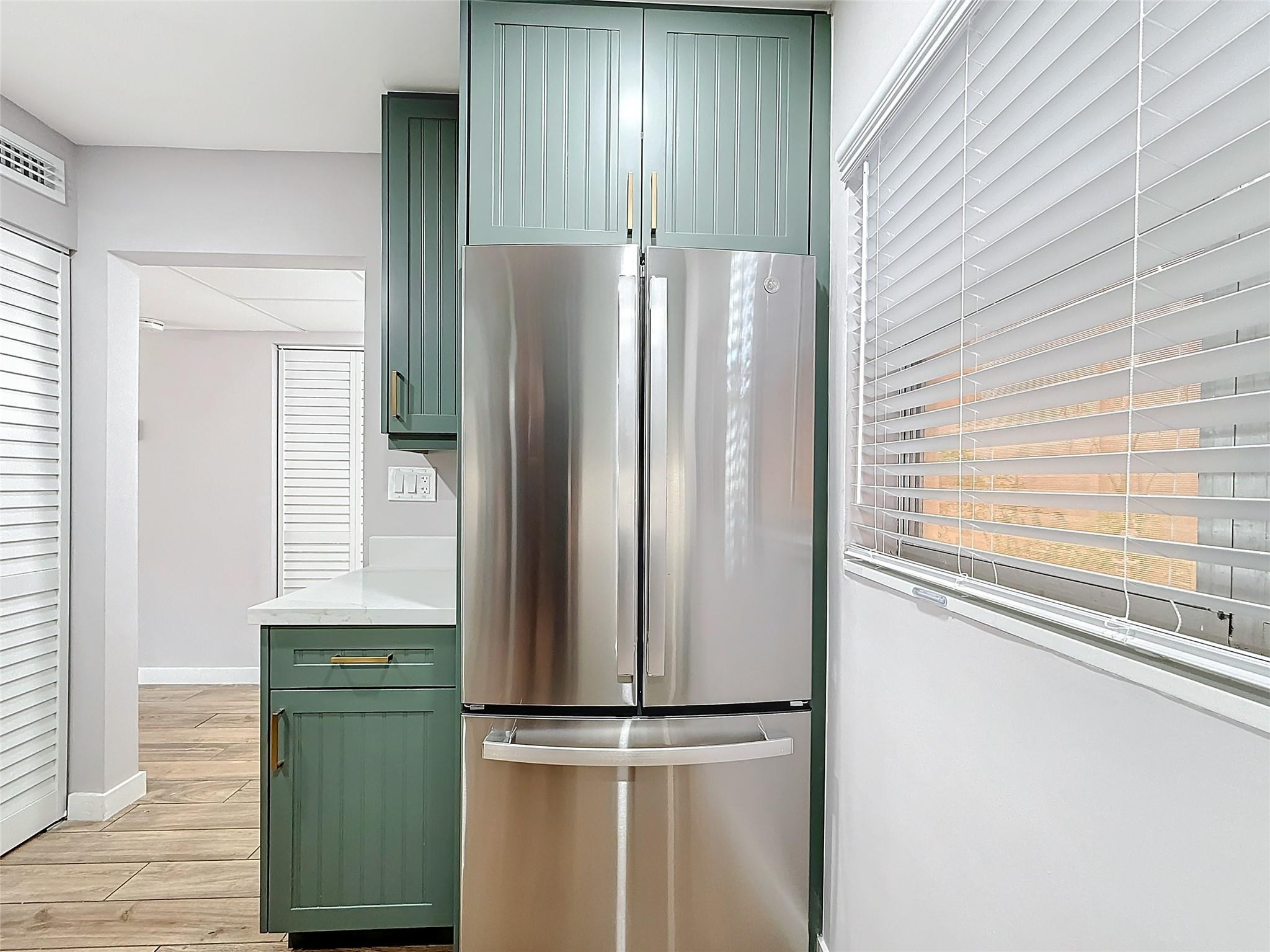 8818 W Mcnab Road 103