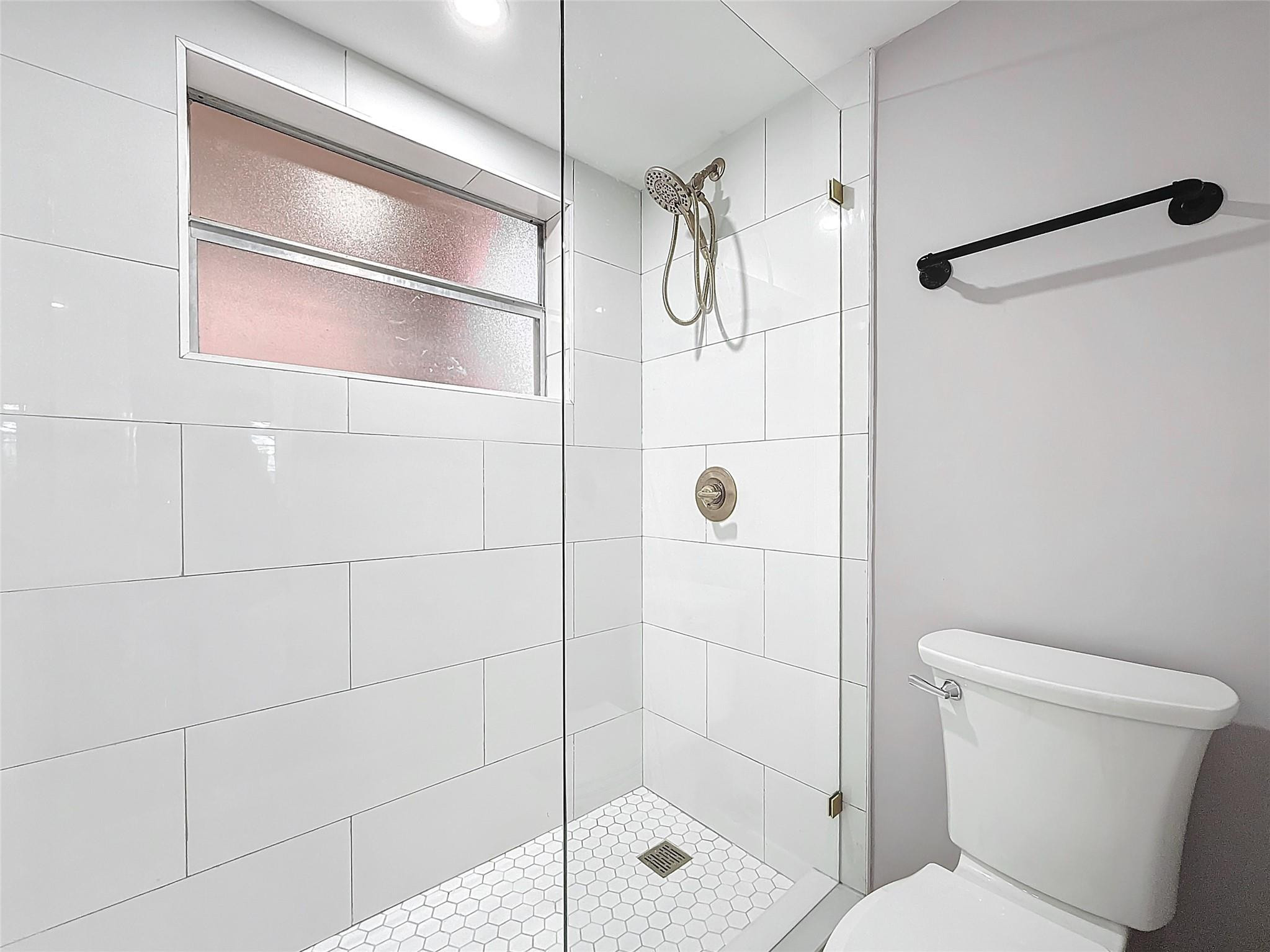 8818 W Mcnab Road 103