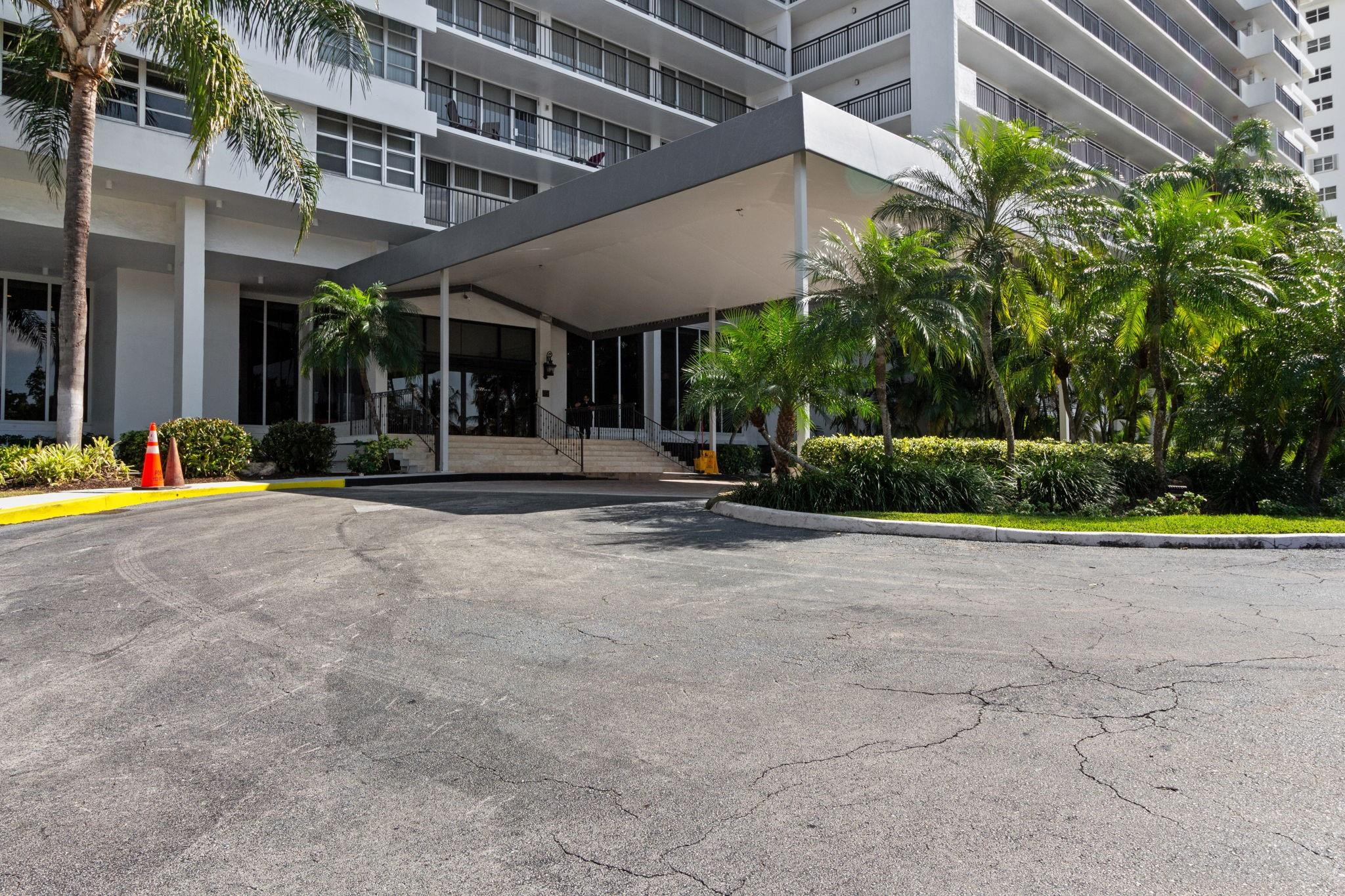 4280 Galt Ocean Drive 27D