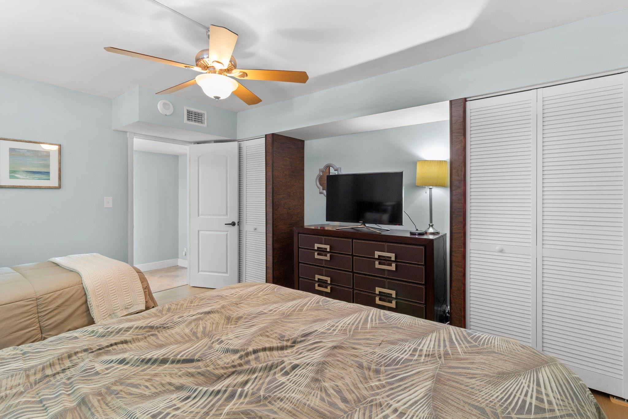 4280 Galt Ocean Drive 27D