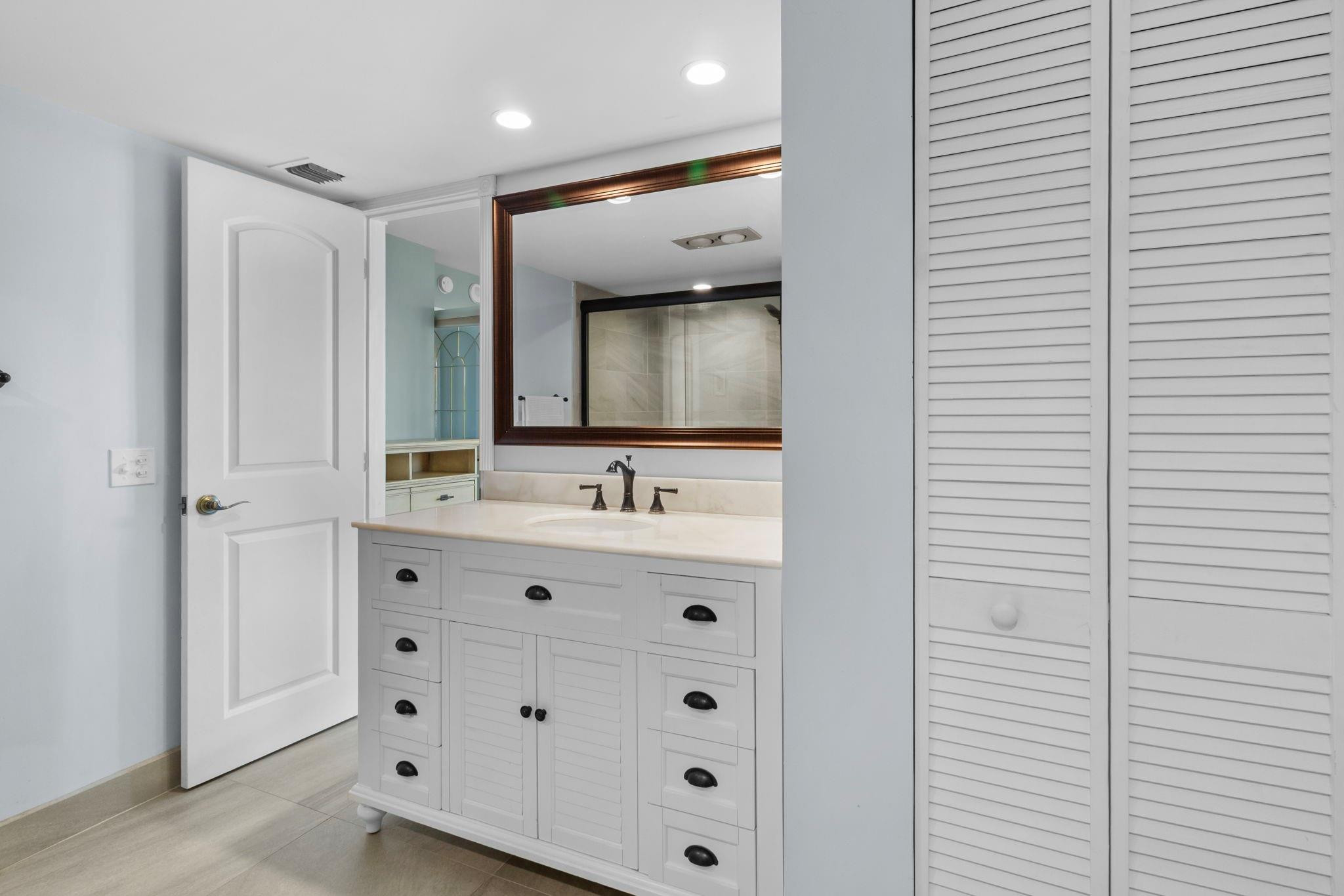 4280 Galt Ocean Drive 27D