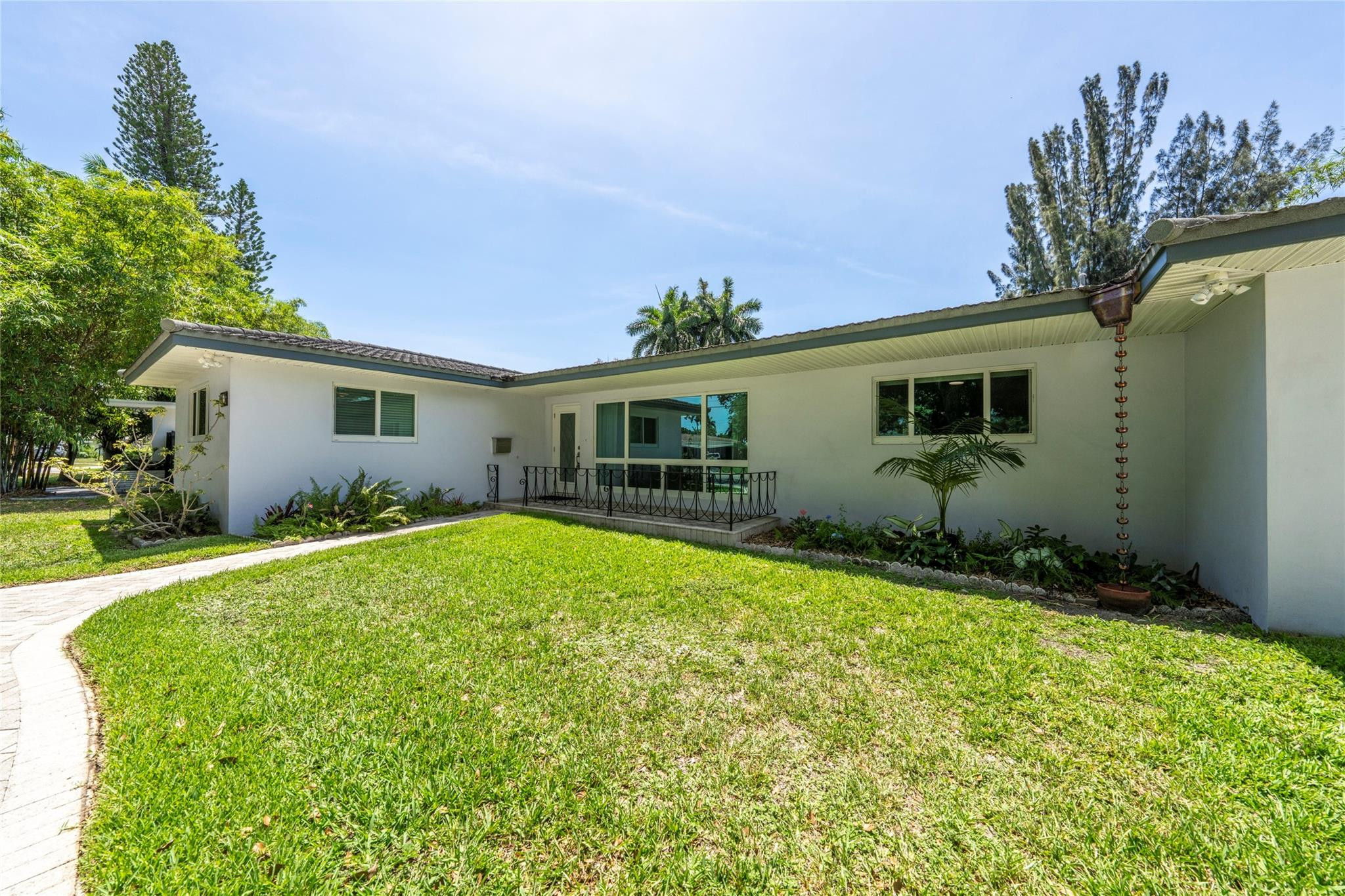 3140 Calle Largo Drive