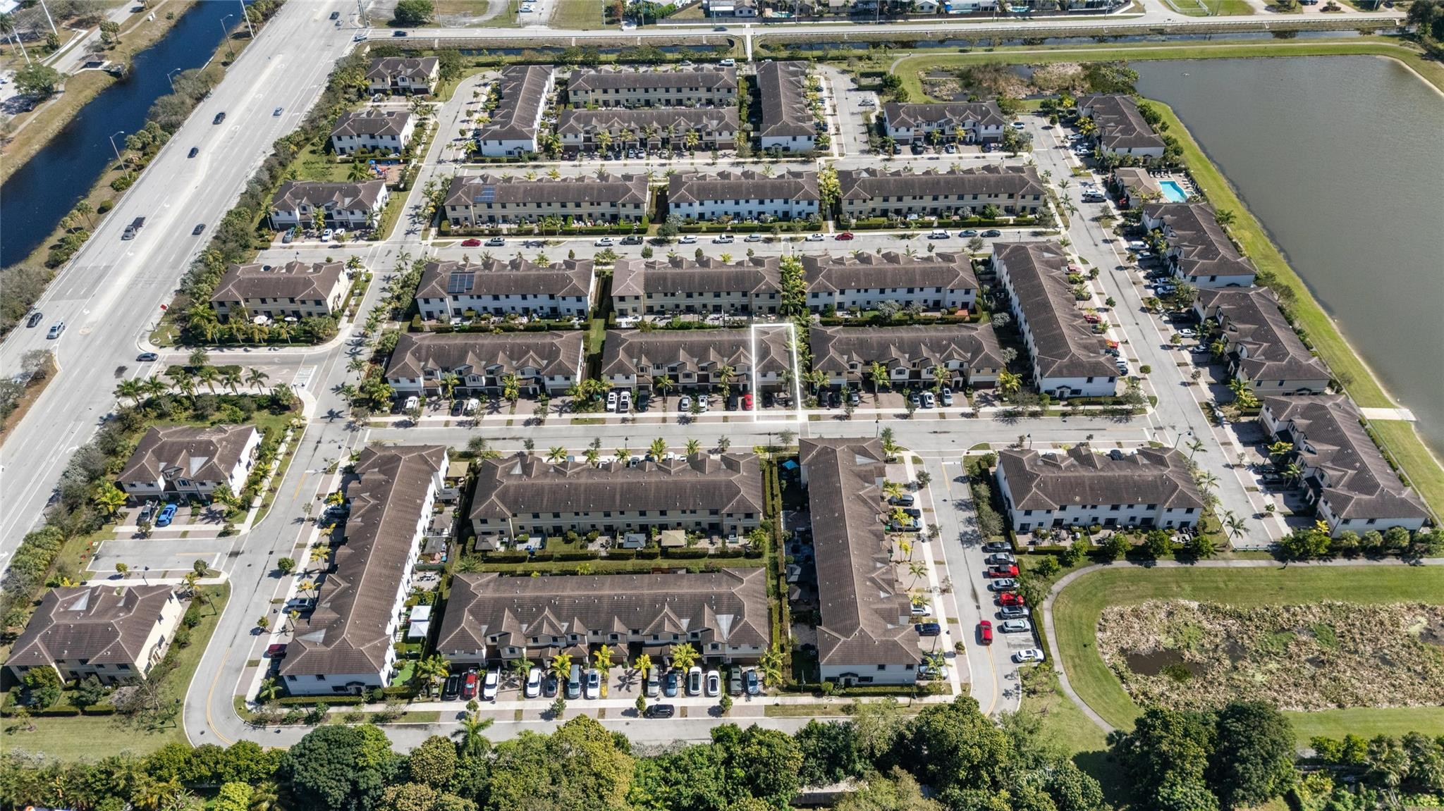 4690 Santa Cruz Way 000