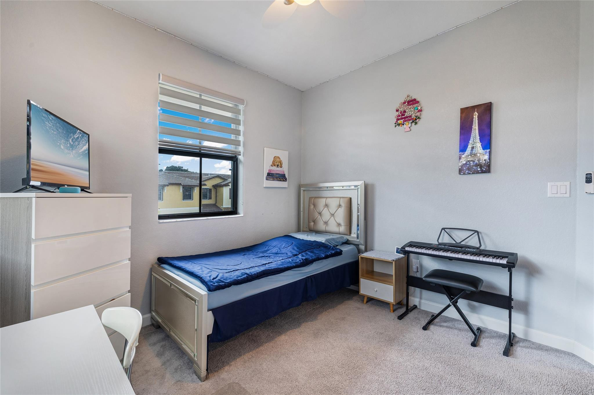 4690 Santa Cruz Way 000