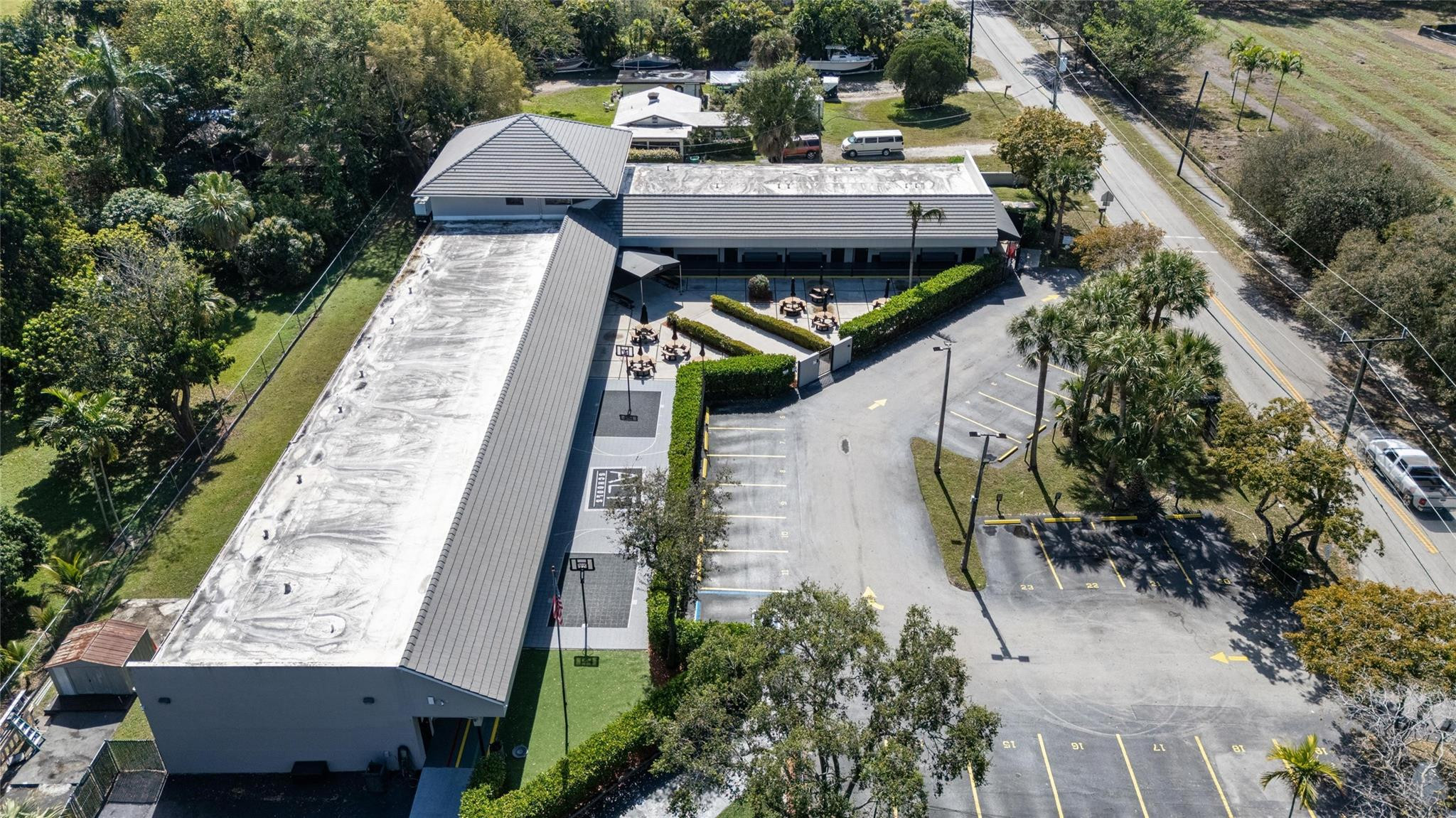 4690 Santa Cruz Way 000