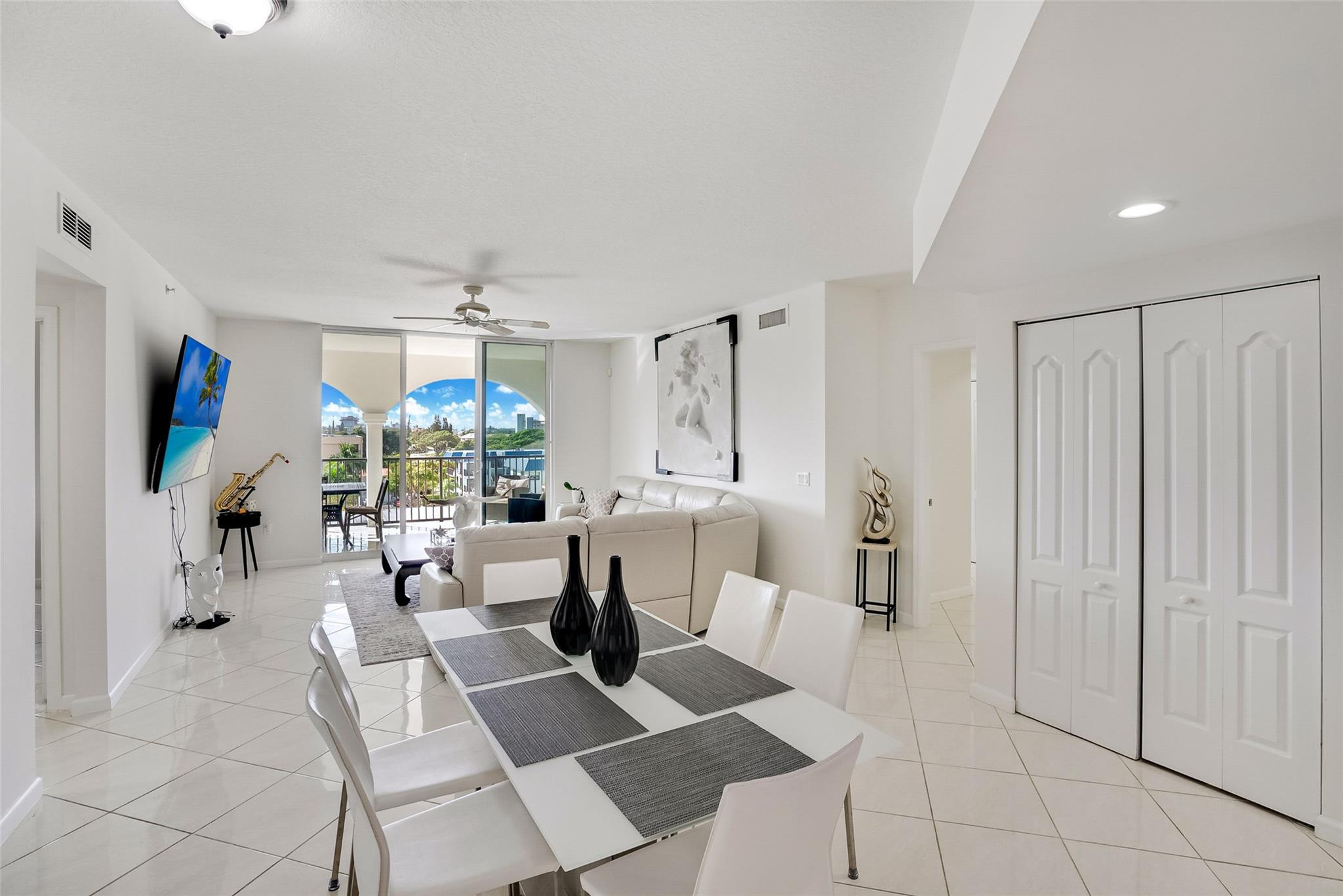 191 SE 20th Avenue 614