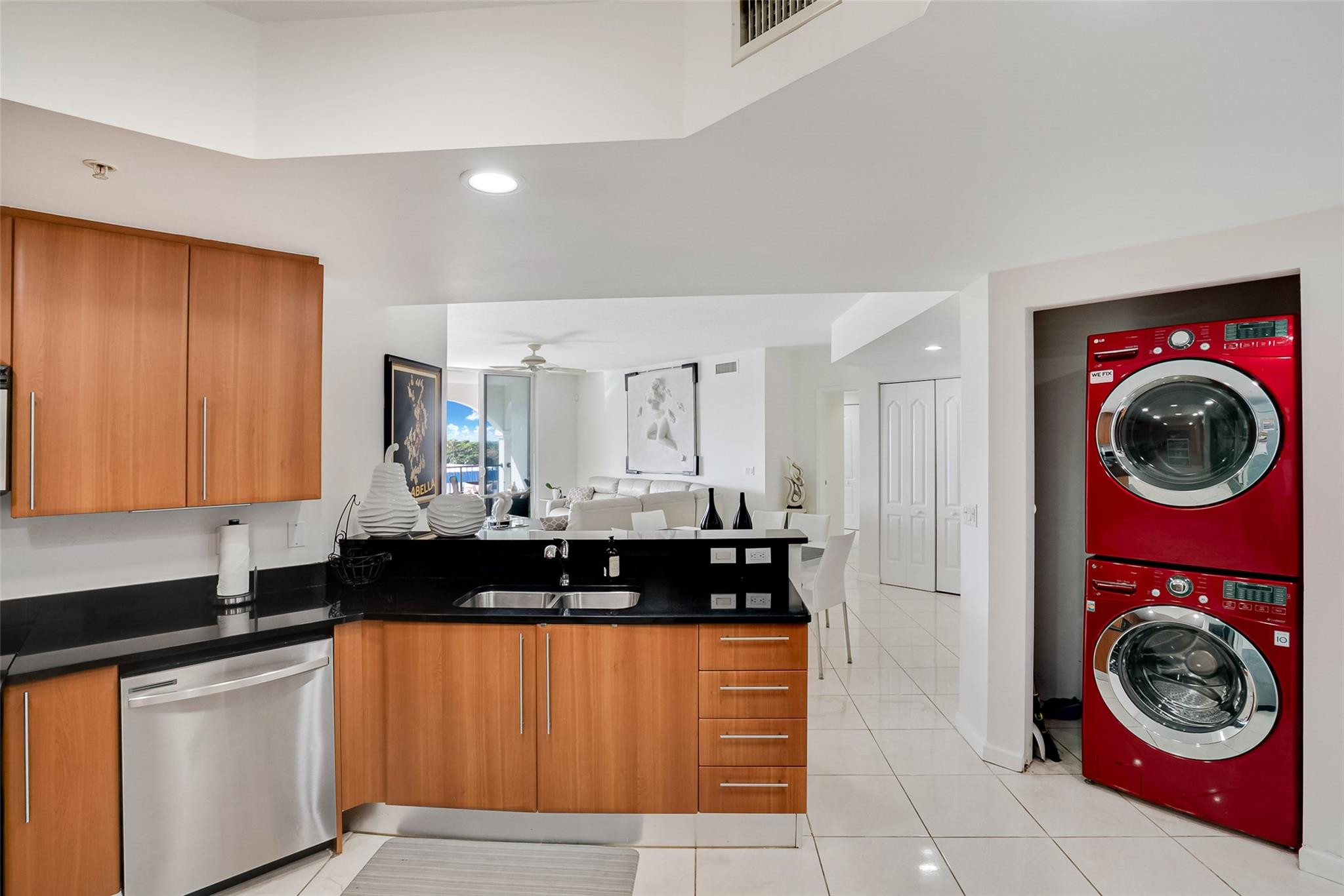 191 SE 20th Avenue 614