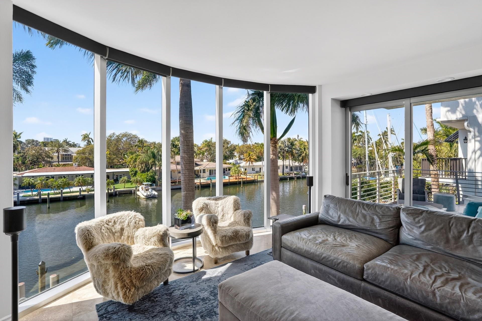 301 Hendricks Isle 6