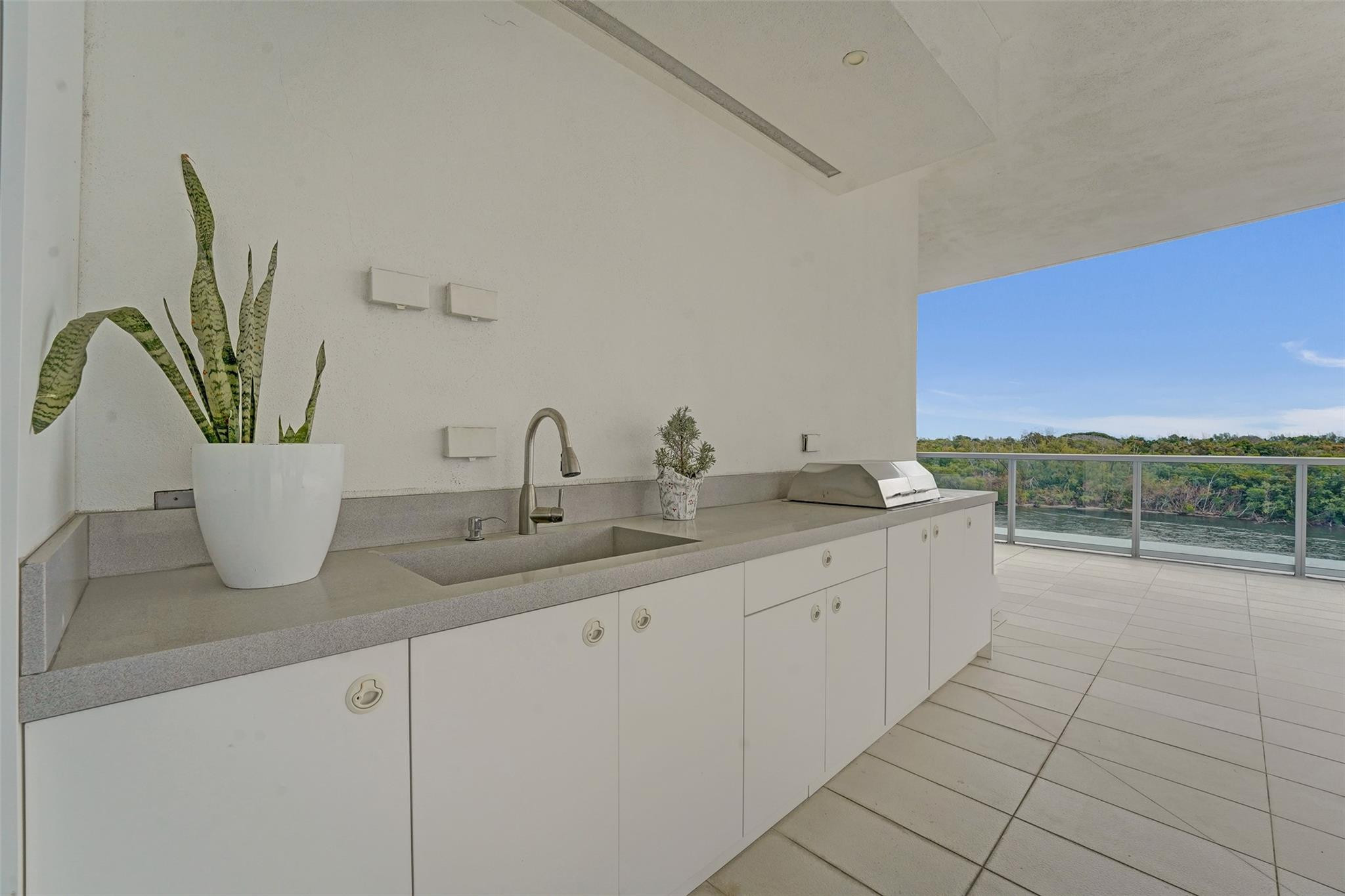 920 Intracoastal Drive 503