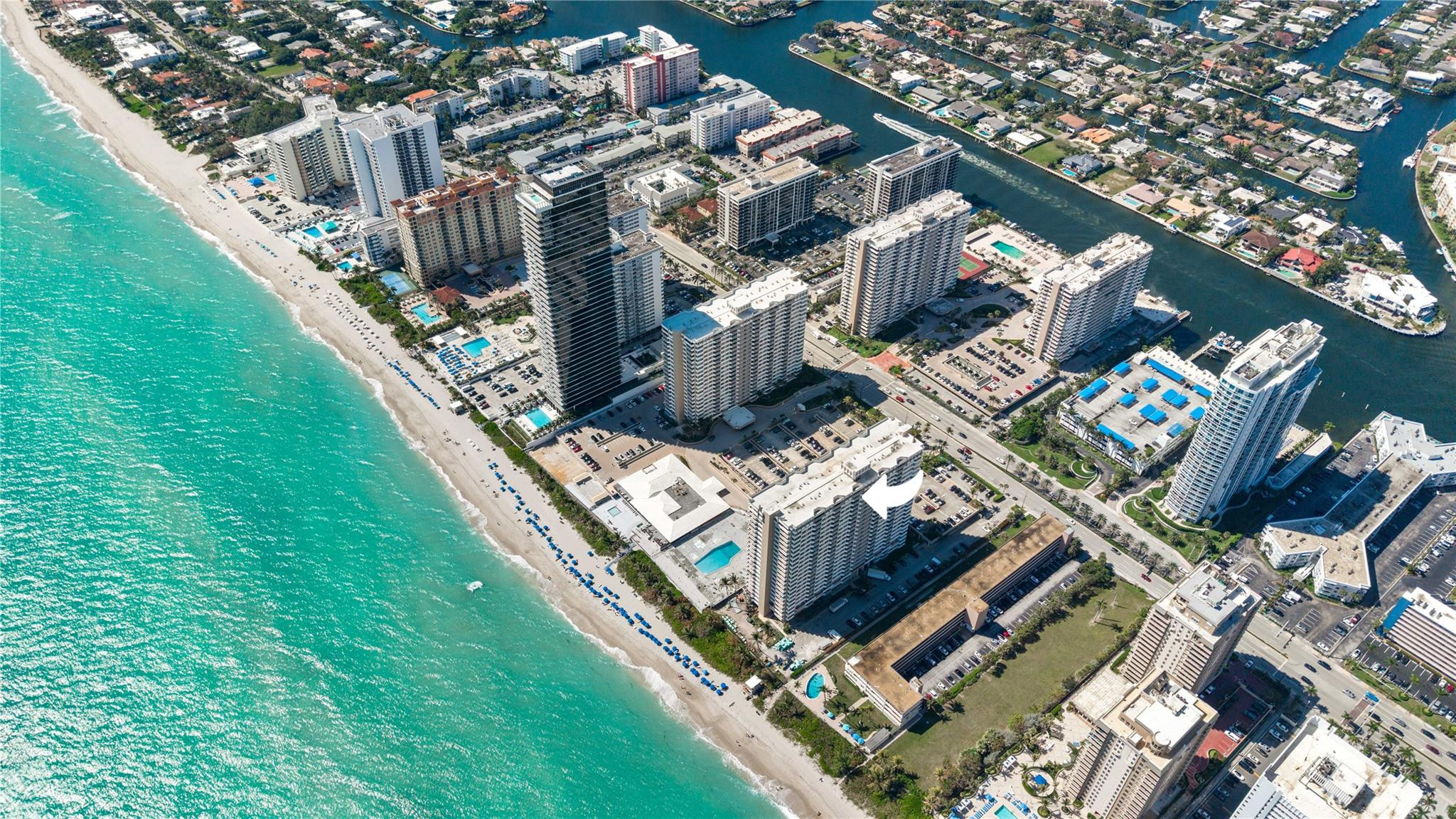 1950 S Ocean Drive PHB