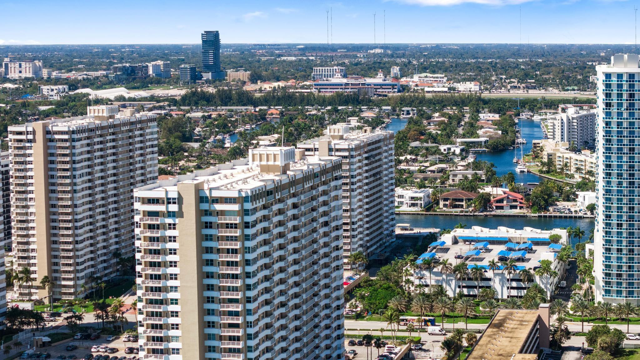 1950 S Ocean Drive PHB