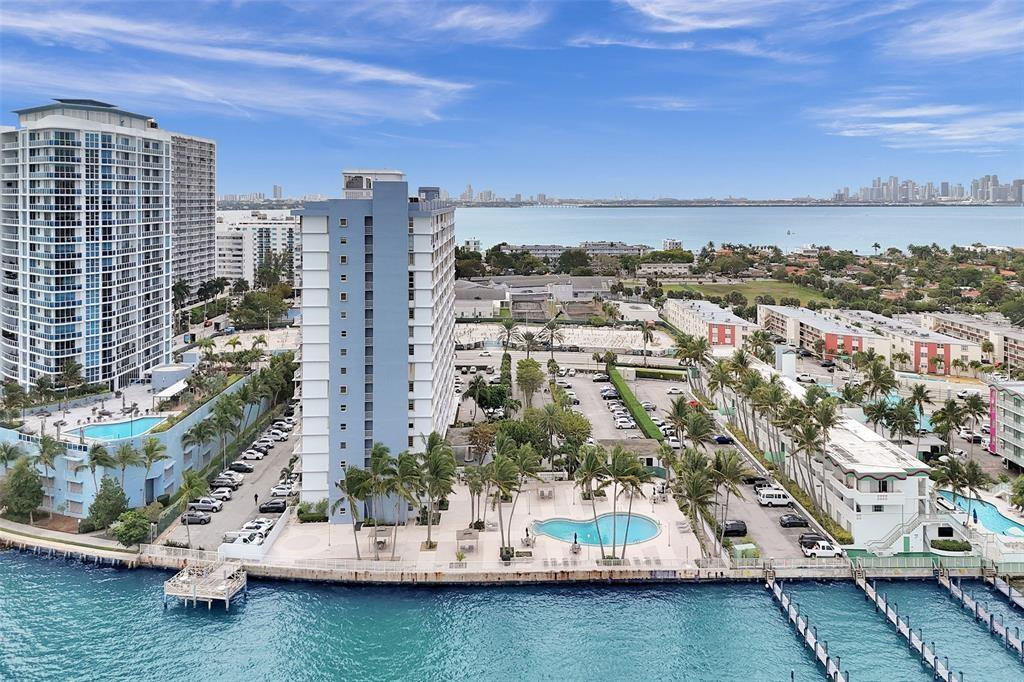 1865 79th St Causeway 16B