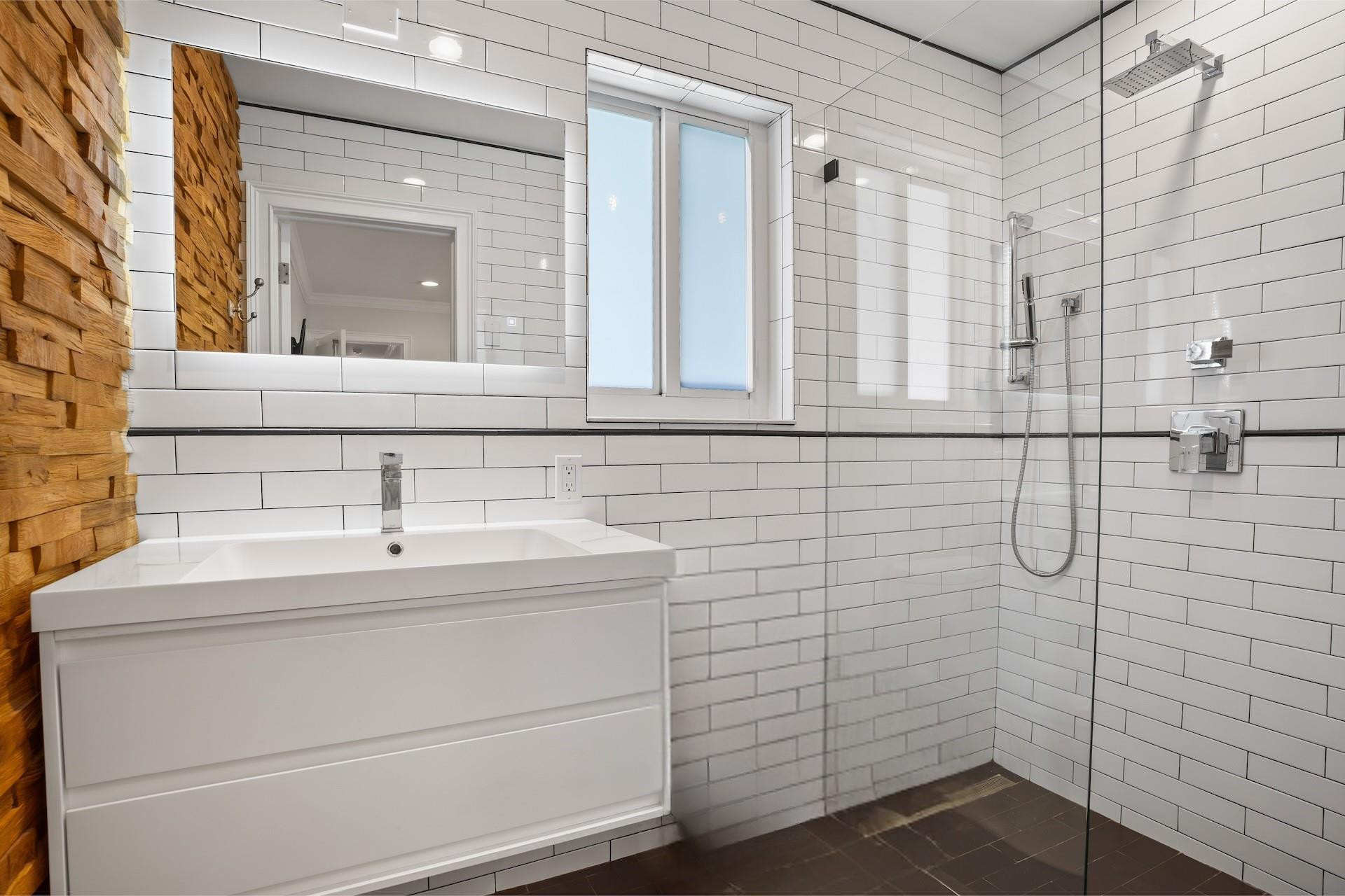 4215 Roosevelt Street