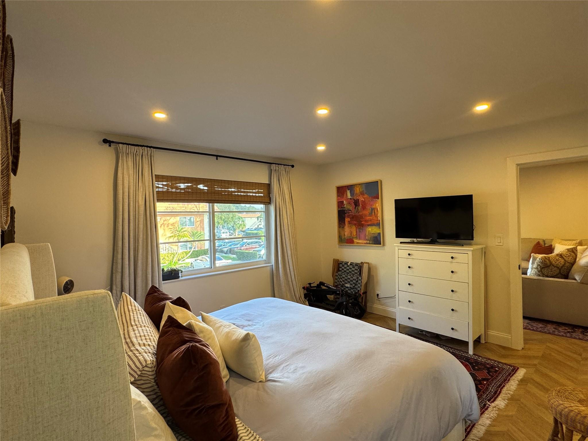 9 NE 19th Court 211C