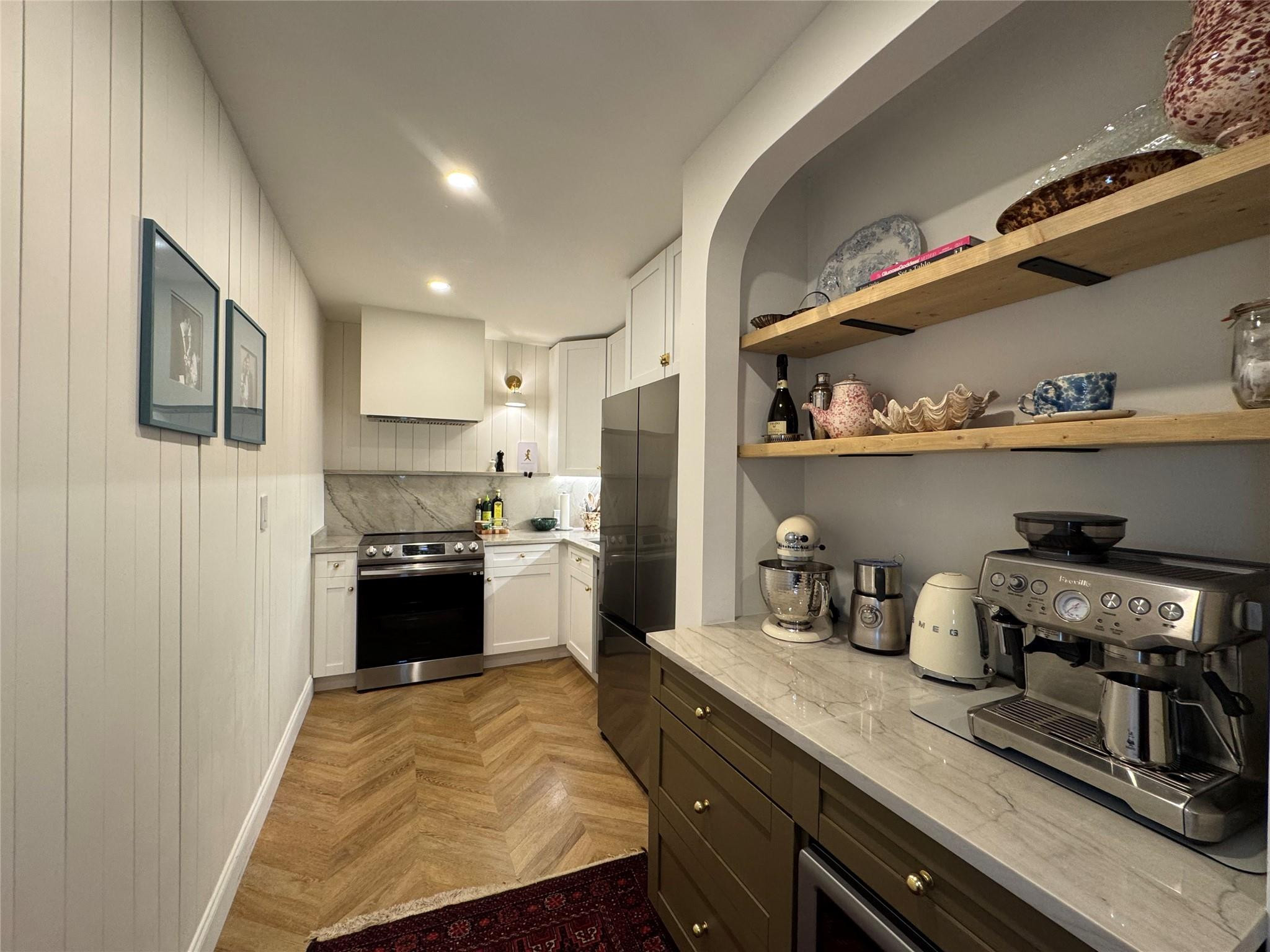 9 NE 19th Court 211C