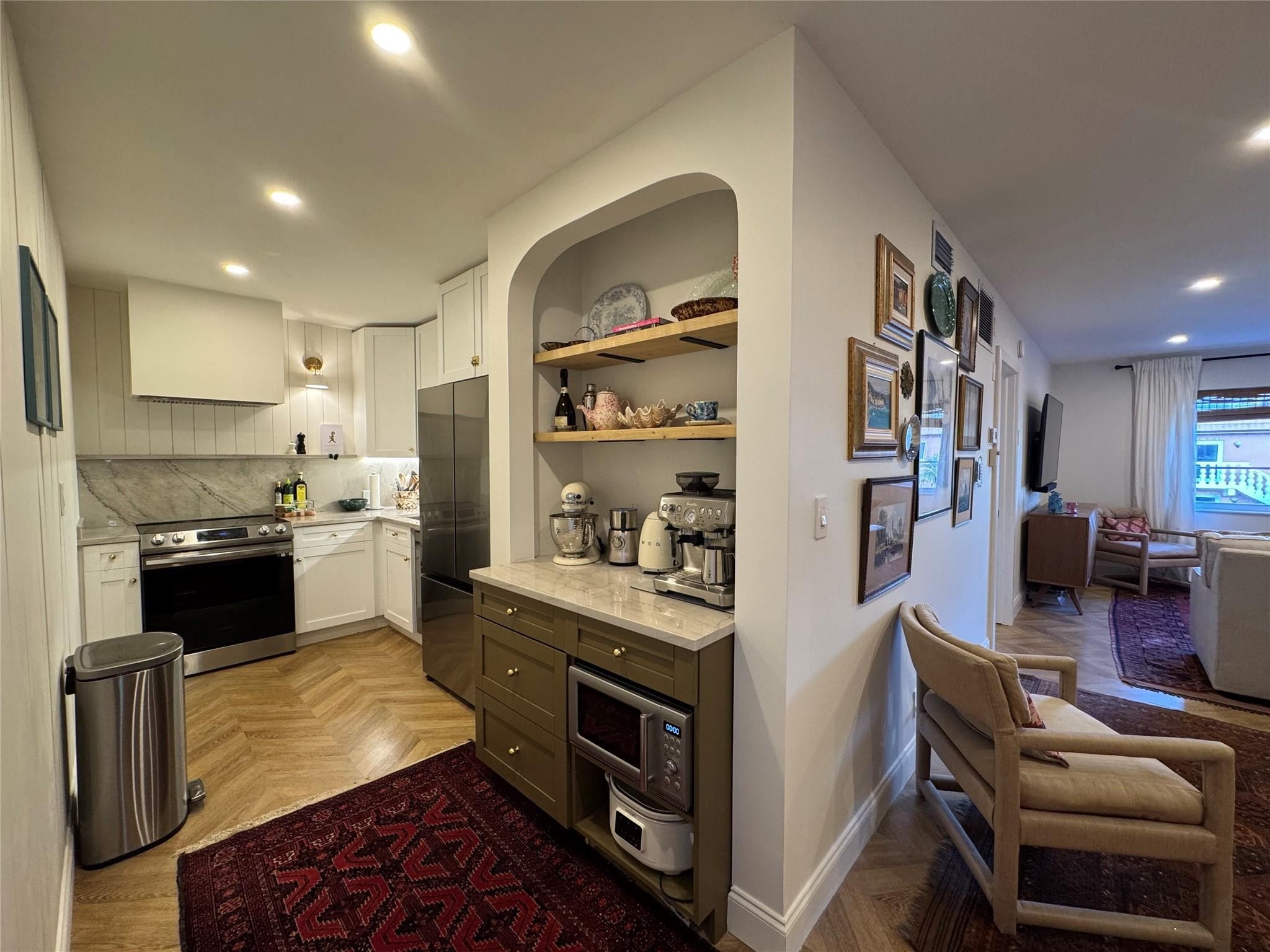 9 NE 19th Court 211C