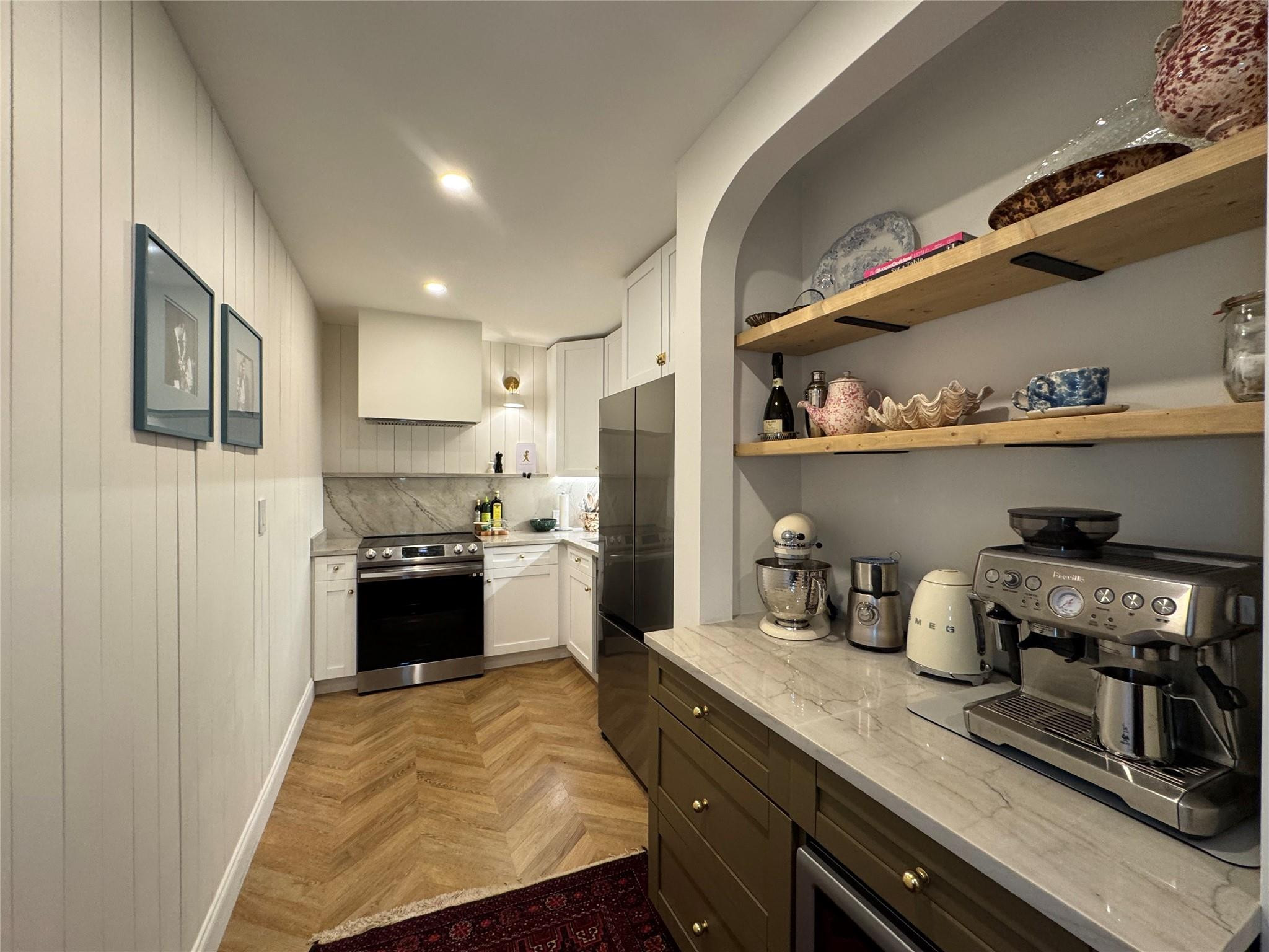 9 NE 19th Court 211C