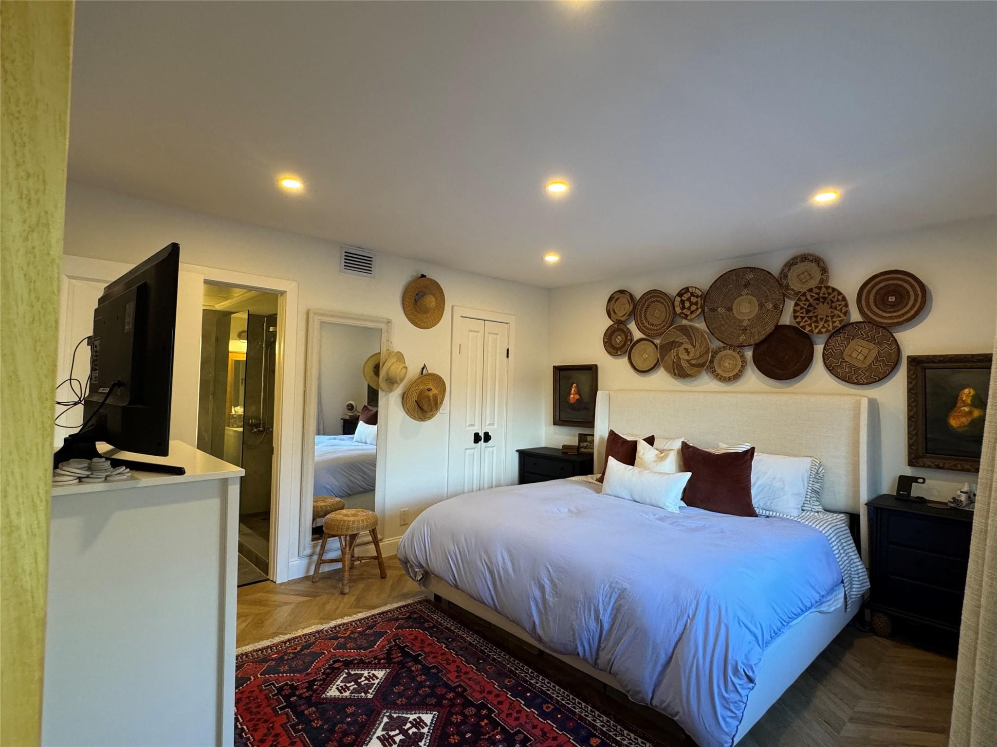 9 NE 19th Court 211C