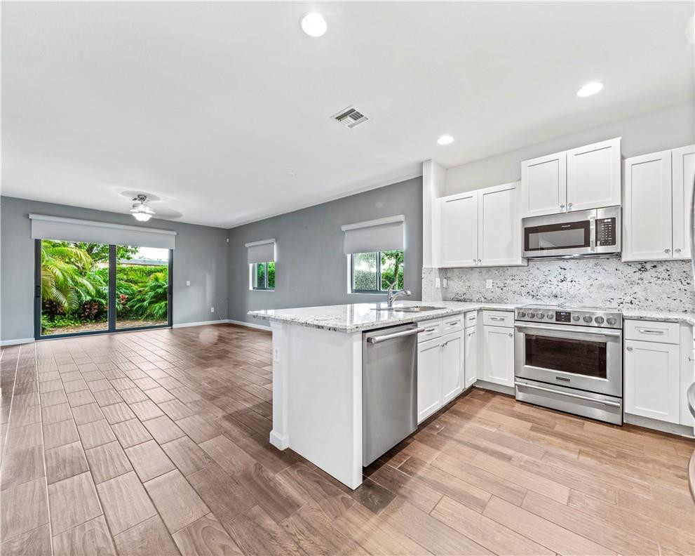 4230 N Dixie Highway 113