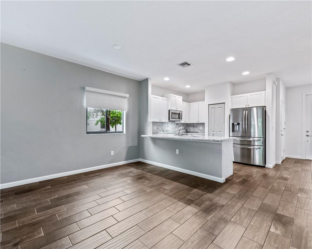 4230 N Dixie Highway 113