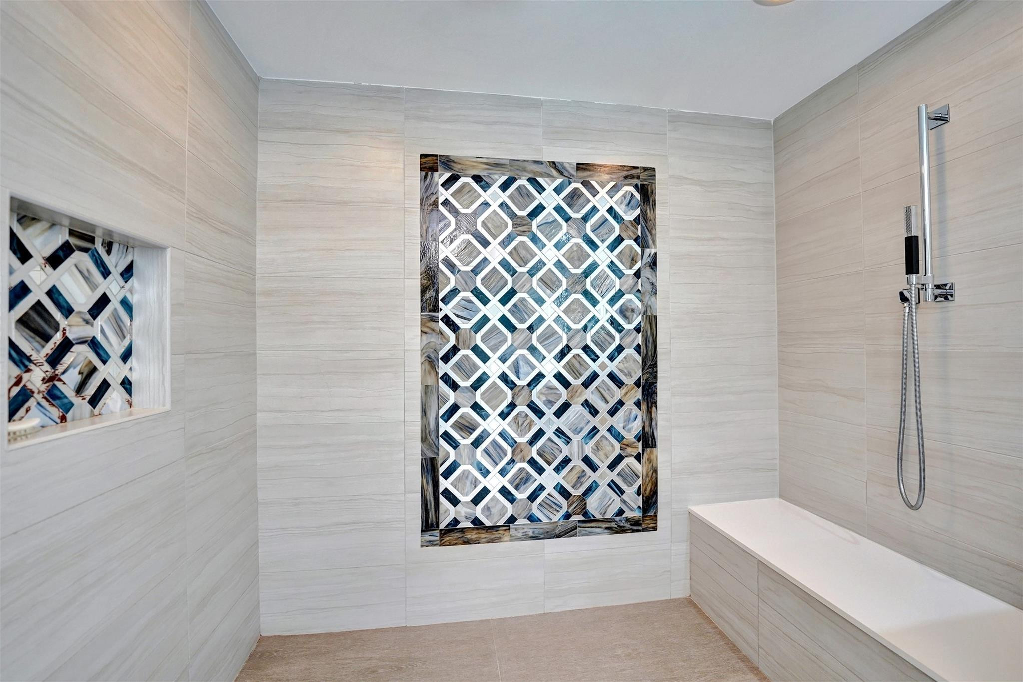 1180 N Federal Highway 1006