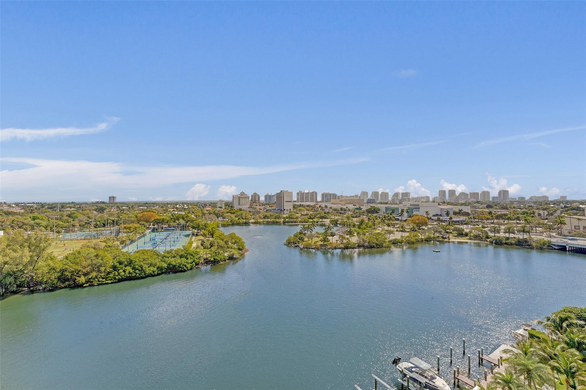 1180 N Federal Highway 1006