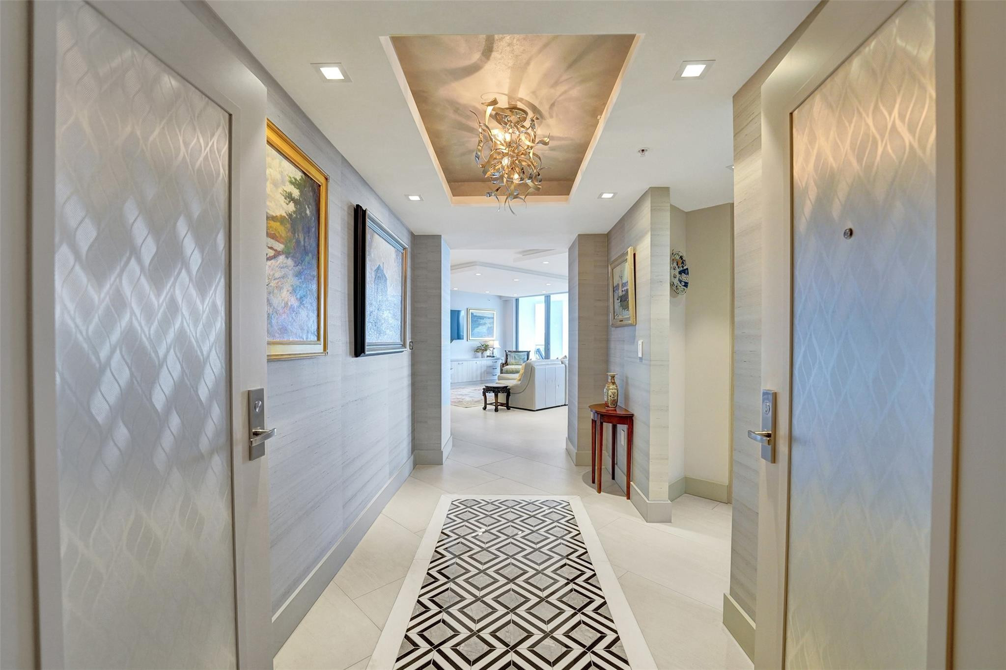 1180 N Federal Highway 1006