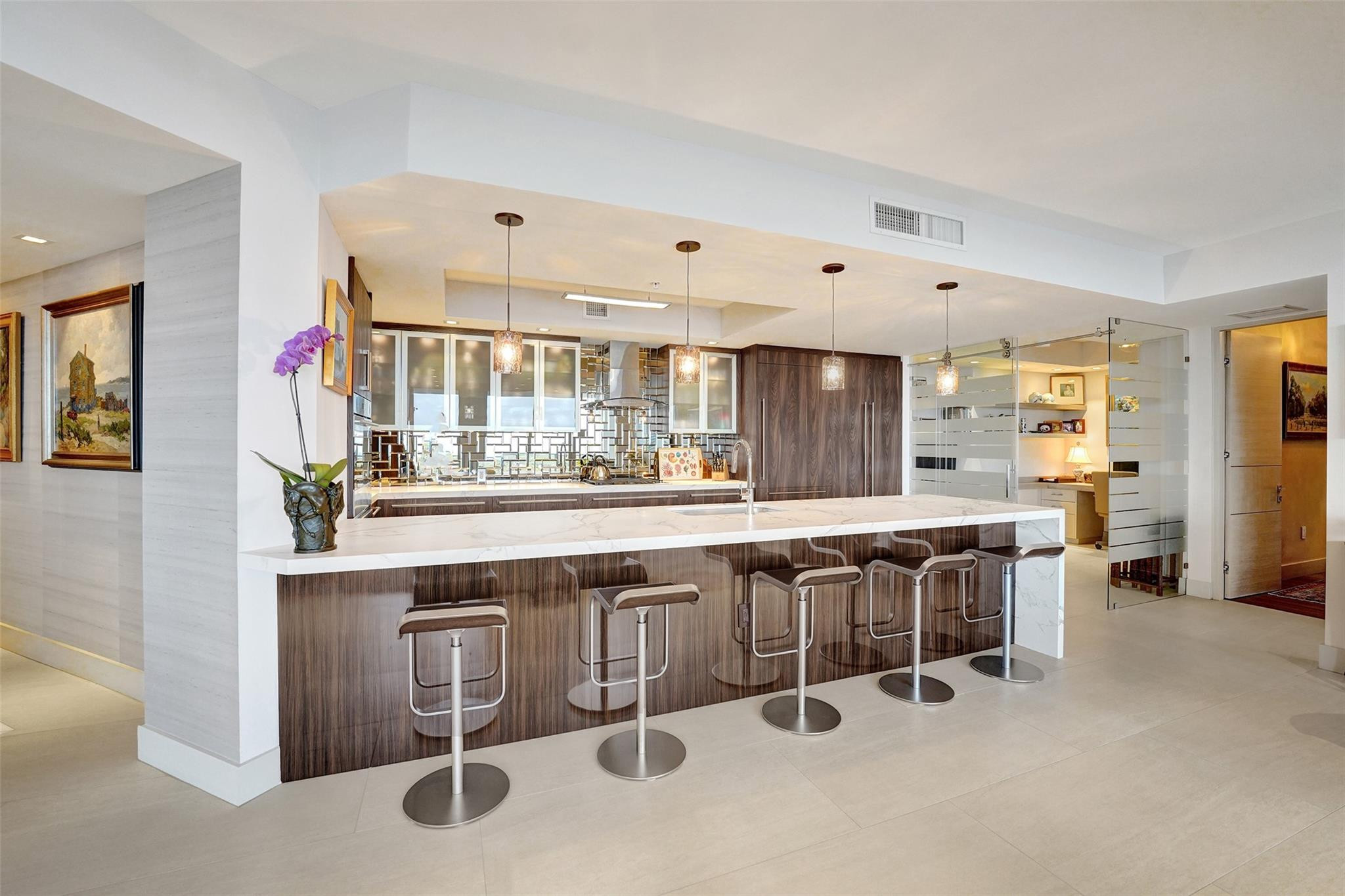 1180 N Federal Highway 1006