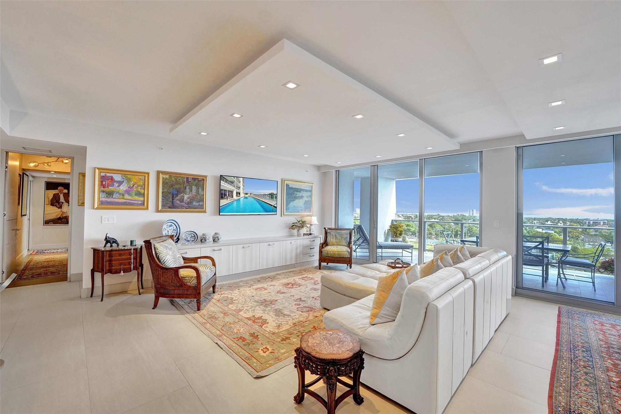 1180 N Federal Highway 1006